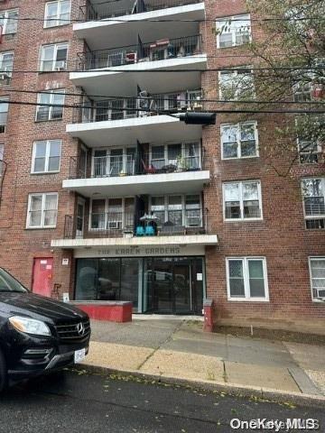 86-05 60 Road # 2E, Elmhurst, NY 11373