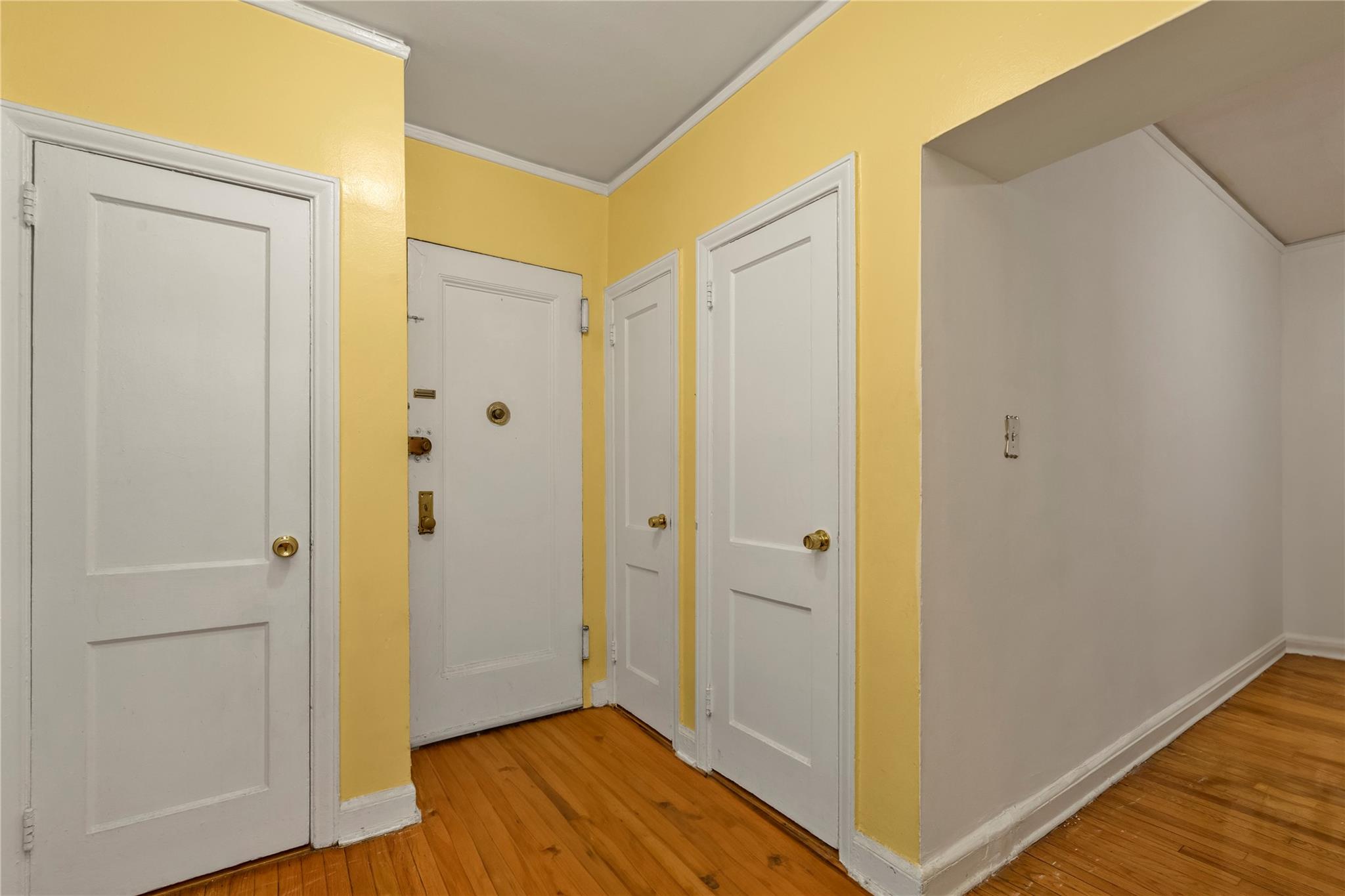 34-21 78 Street # 2I, Jackson Heights, NY 11372