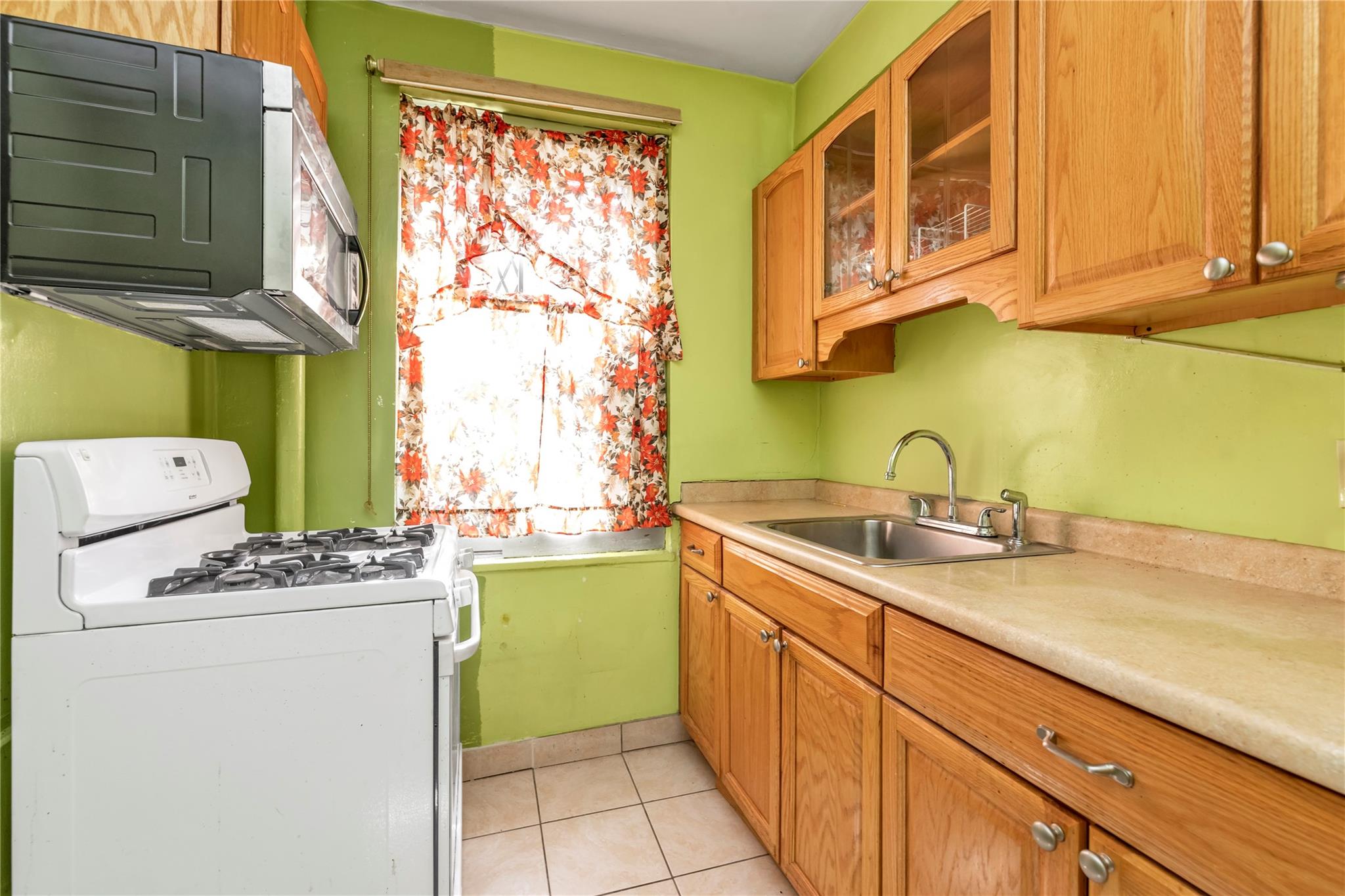 34-21 78 Street # 2I, Jackson Heights, NY 11372