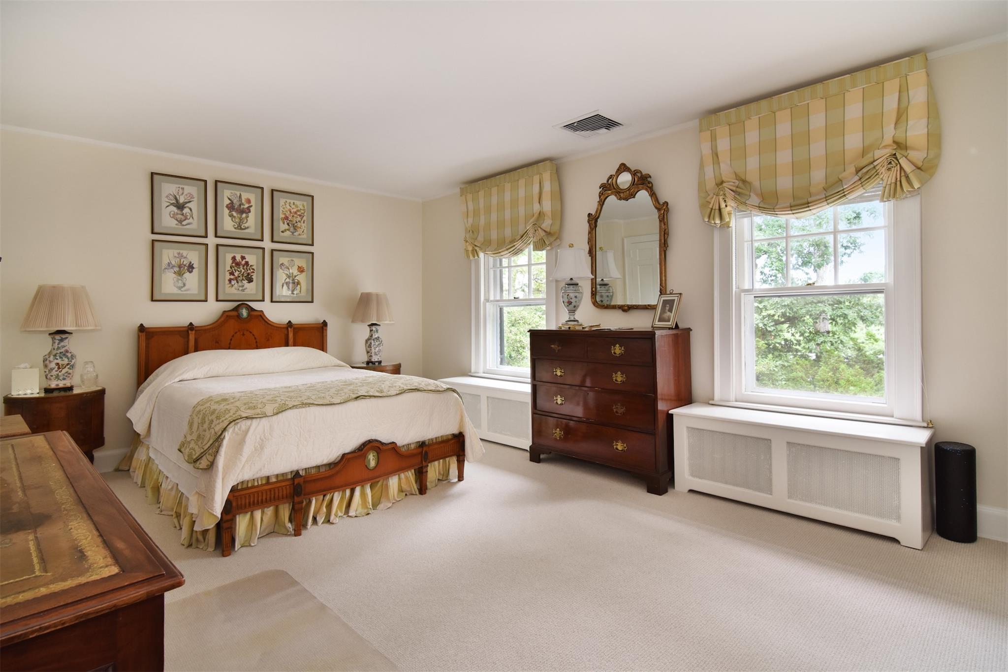 54 Hereford Road, Bronxville, NY 10708