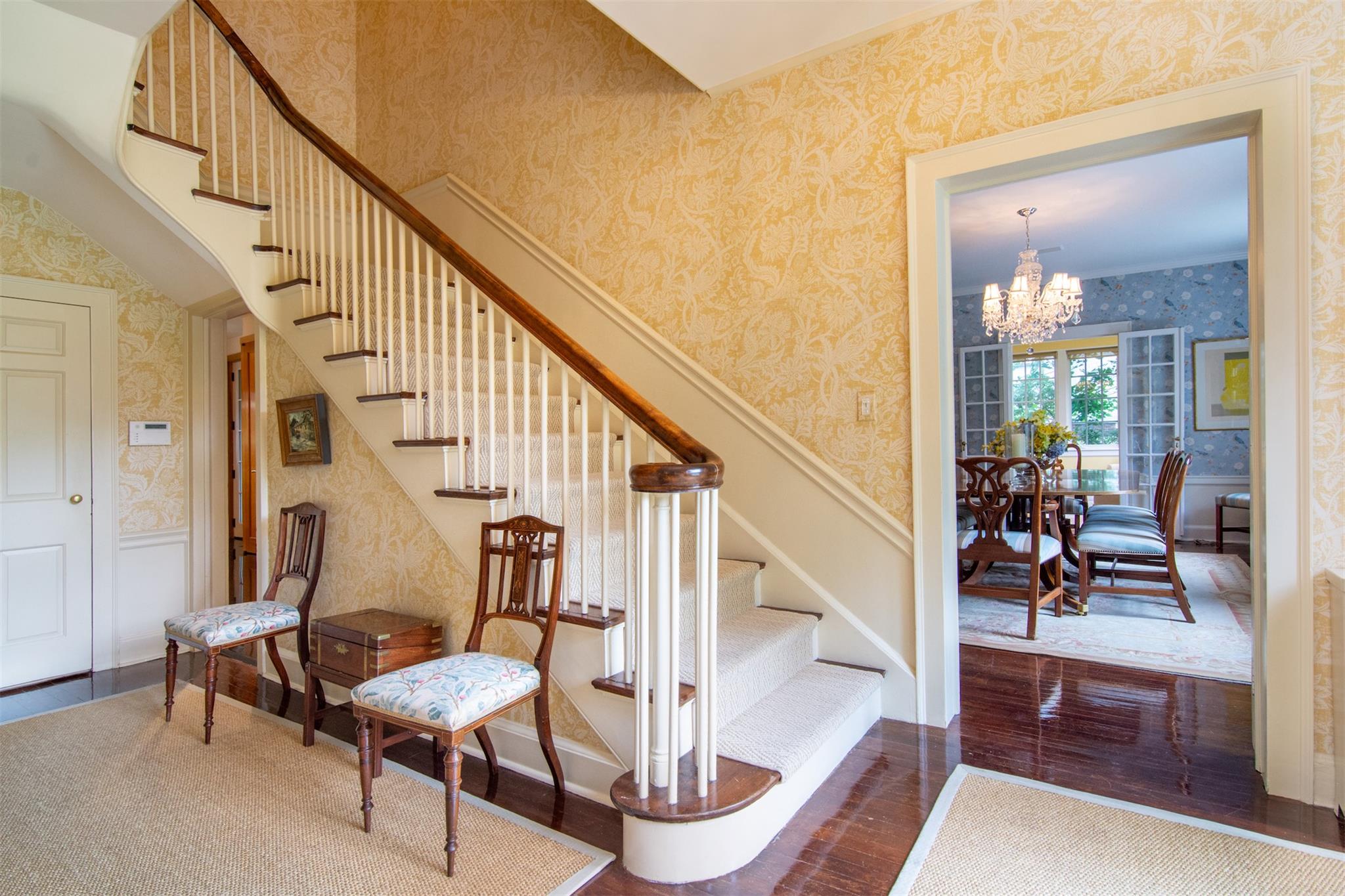 54 Hereford Road, Bronxville, NY 10708