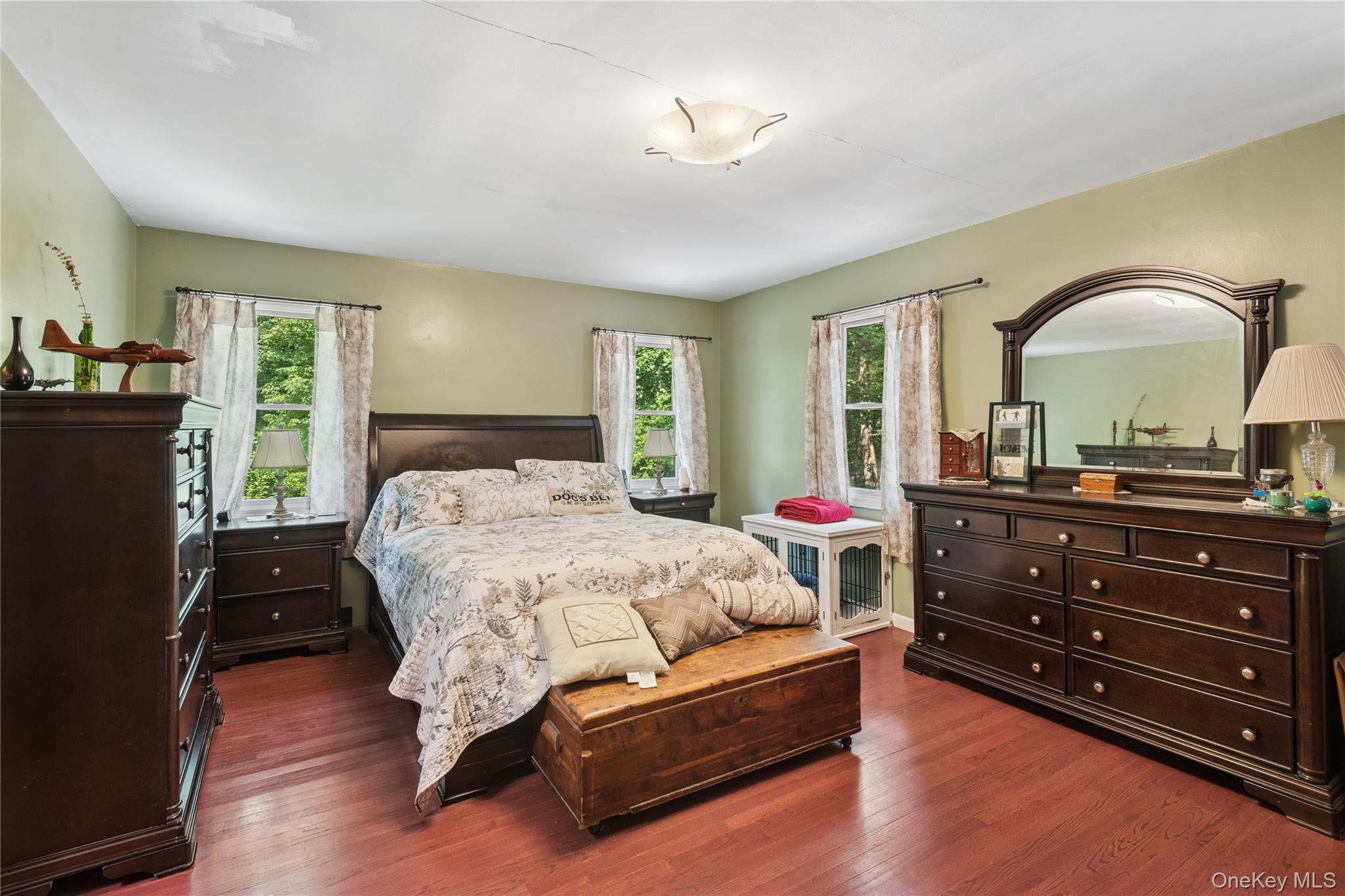 23 Bacon Road, Head Of The Harbor, NY 11780