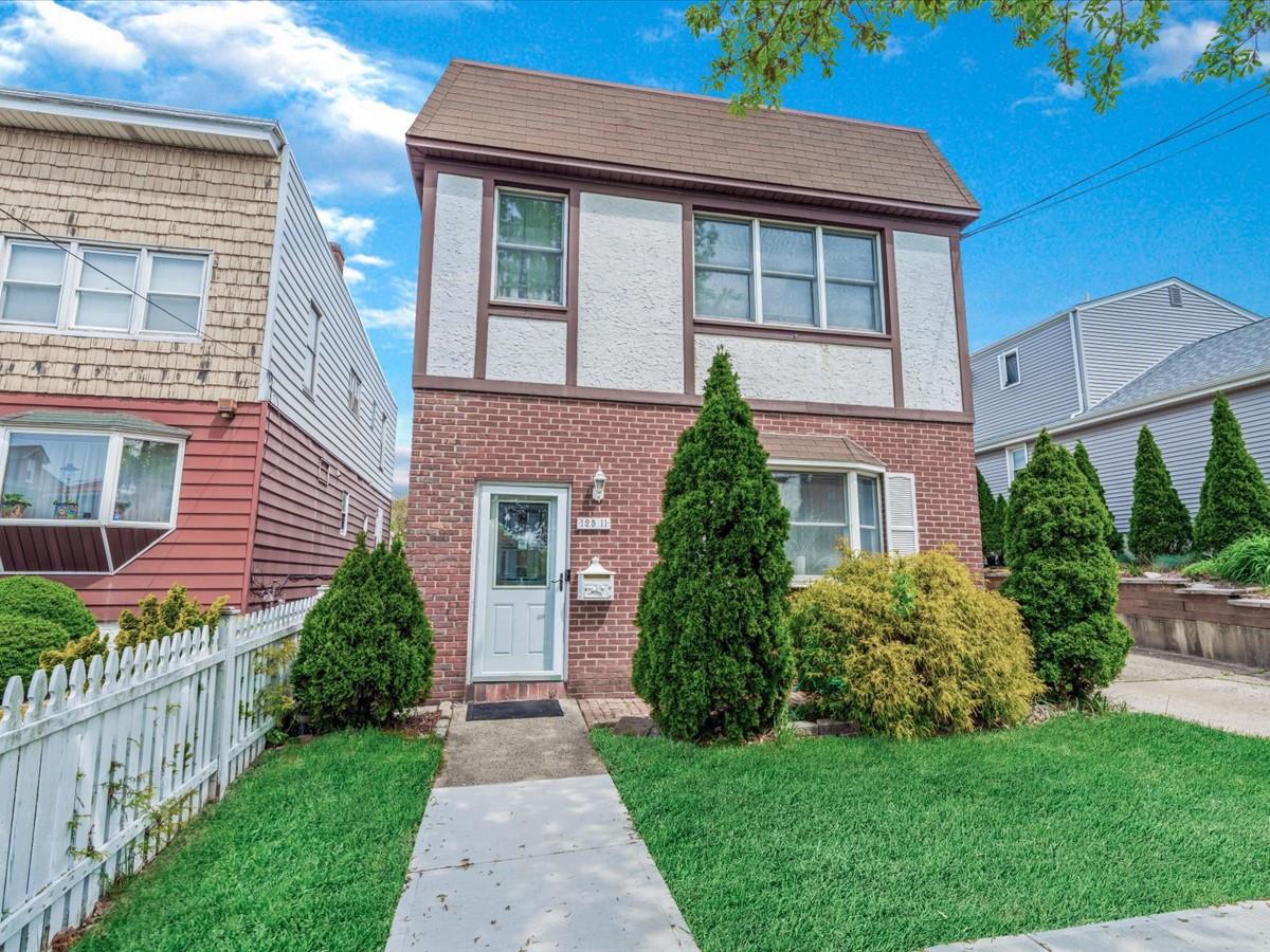 125-11 7 Avenue, College Point, NY 11356
