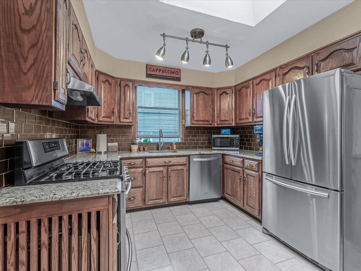 125-11 7 Avenue, College Point, NY 11356