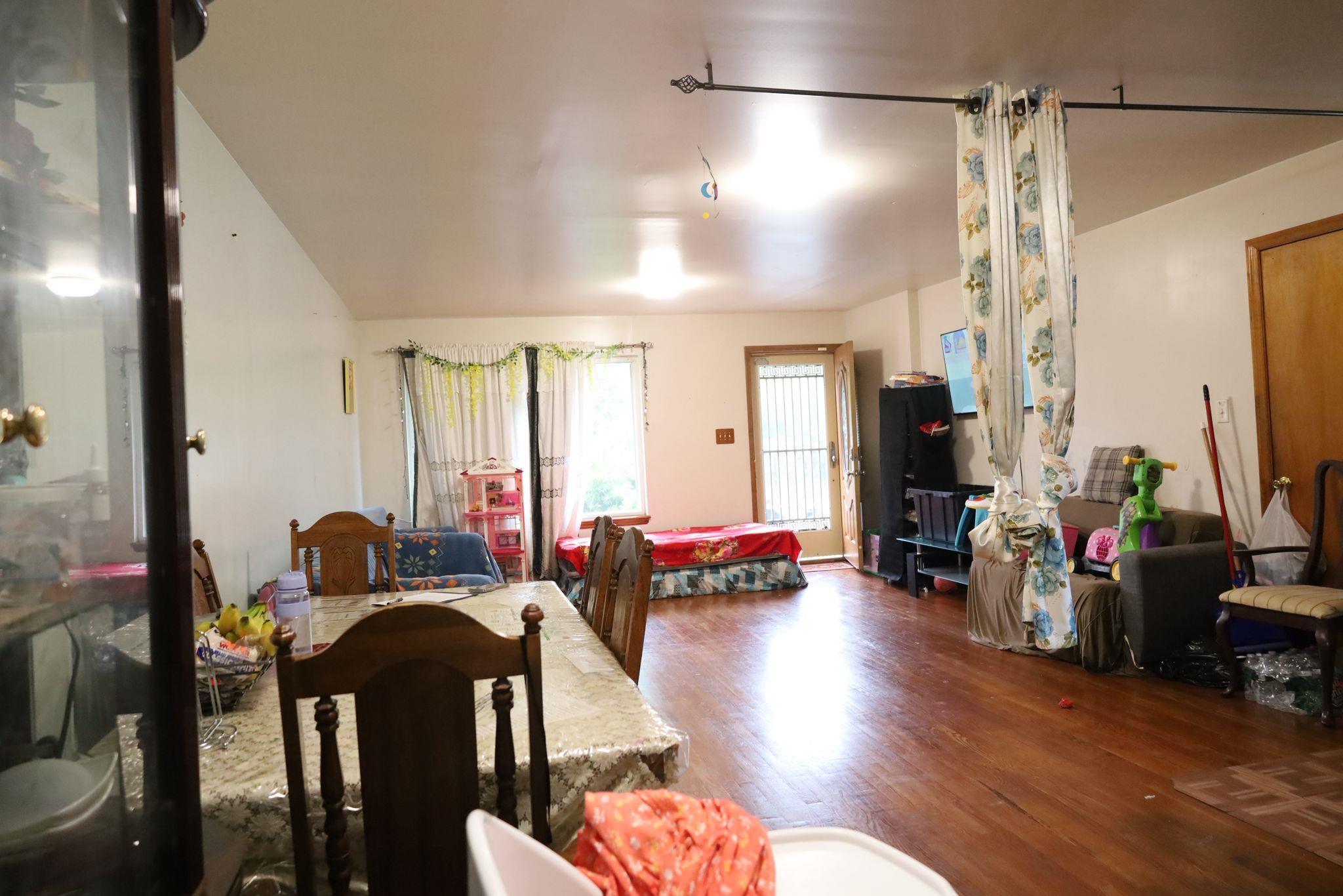 572 GLENMORE AVENUE, Brooklyn, NY 11207