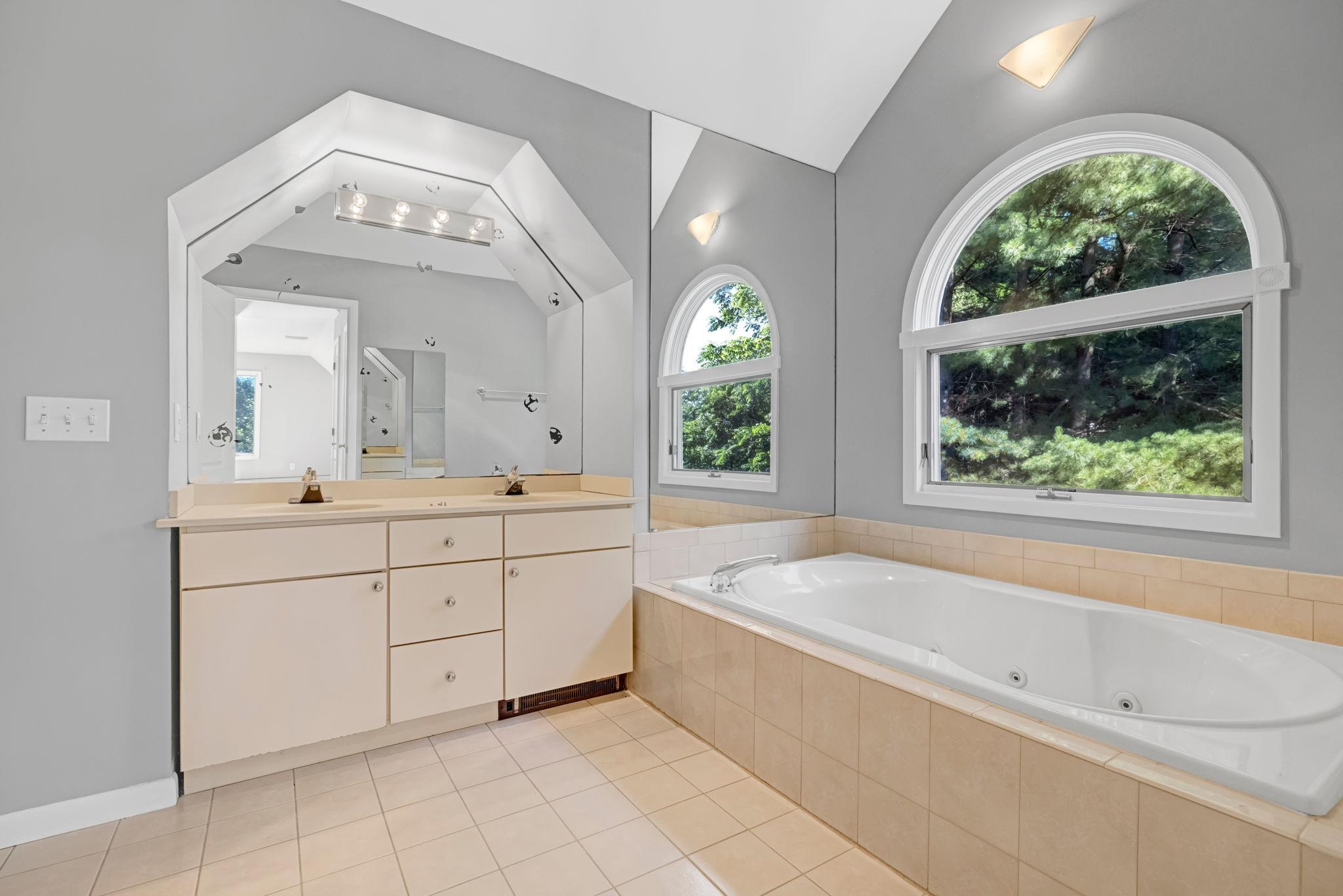 699 Route 9W S, Nyack, NY 10960