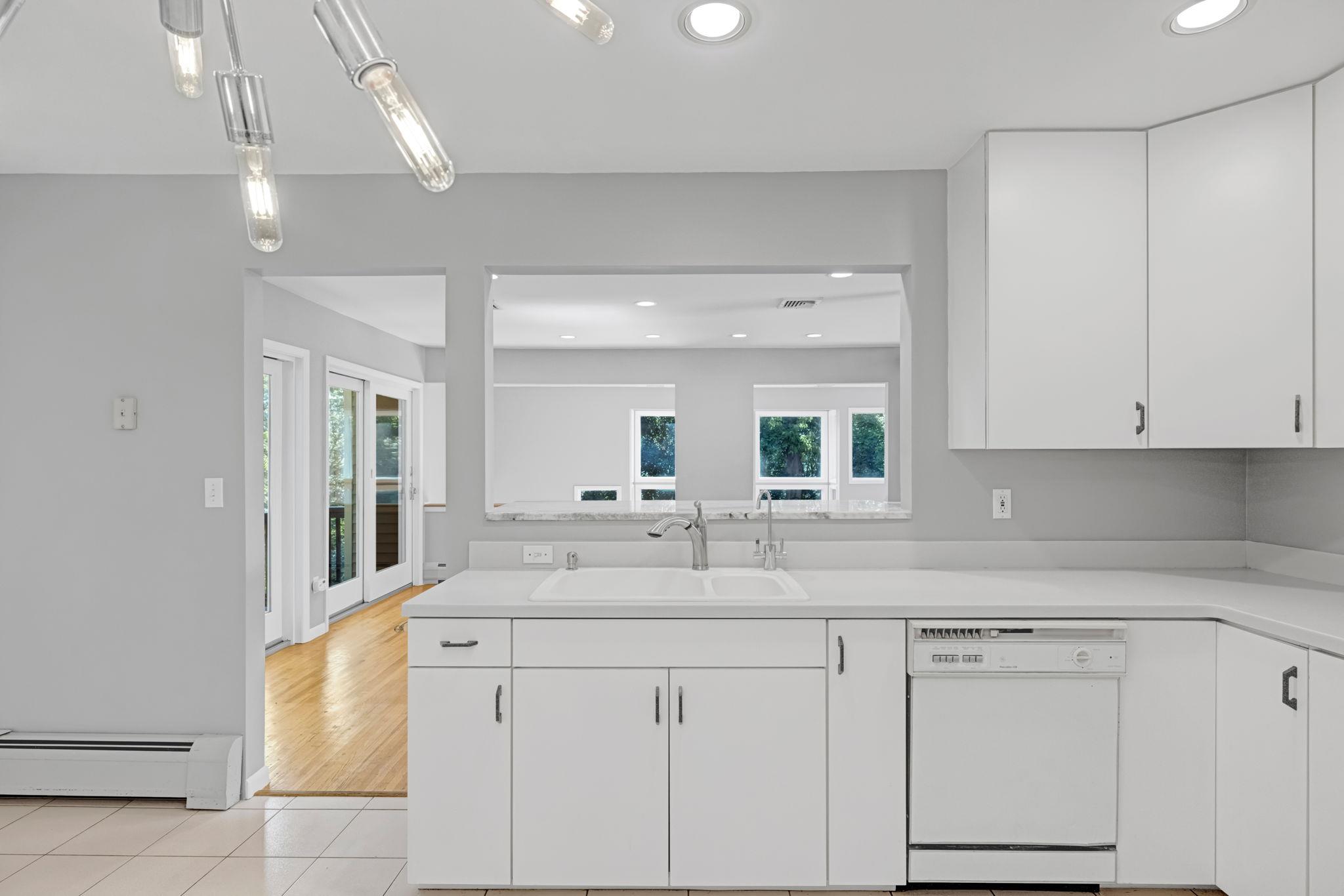 699 Route 9W S, Nyack, NY 10960