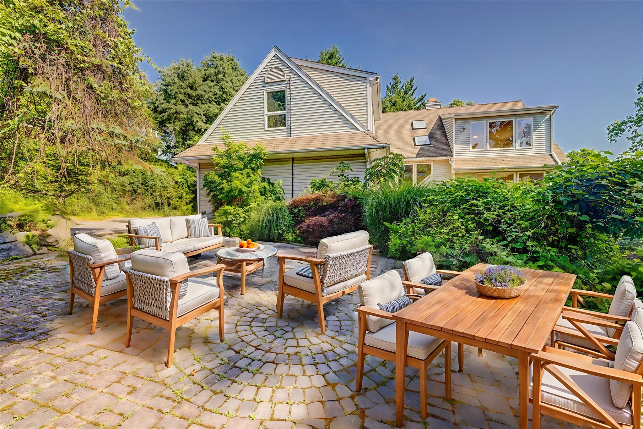 699 Route 9W S, Nyack, NY 10960