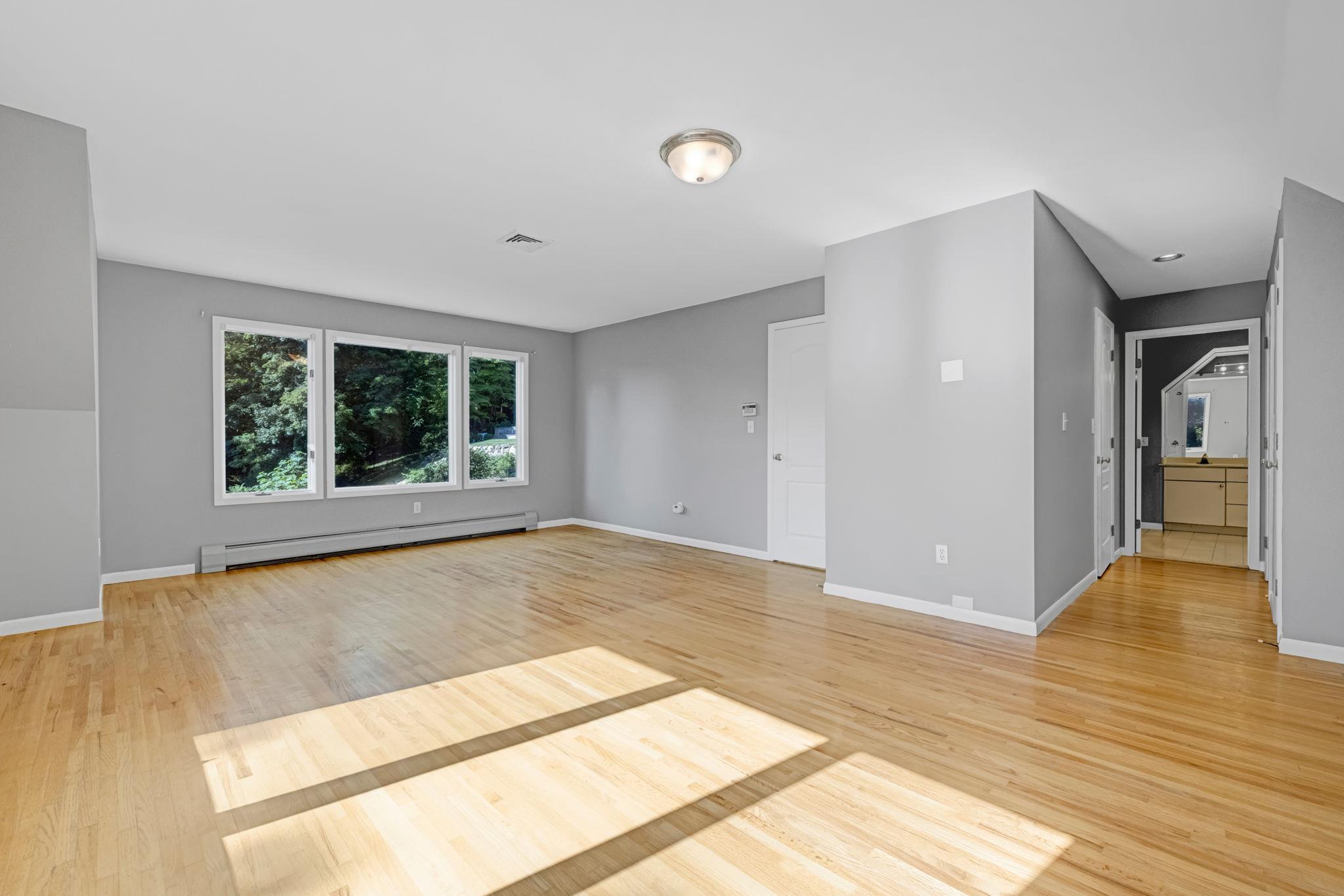 699 Route 9W S, Nyack, NY 10960