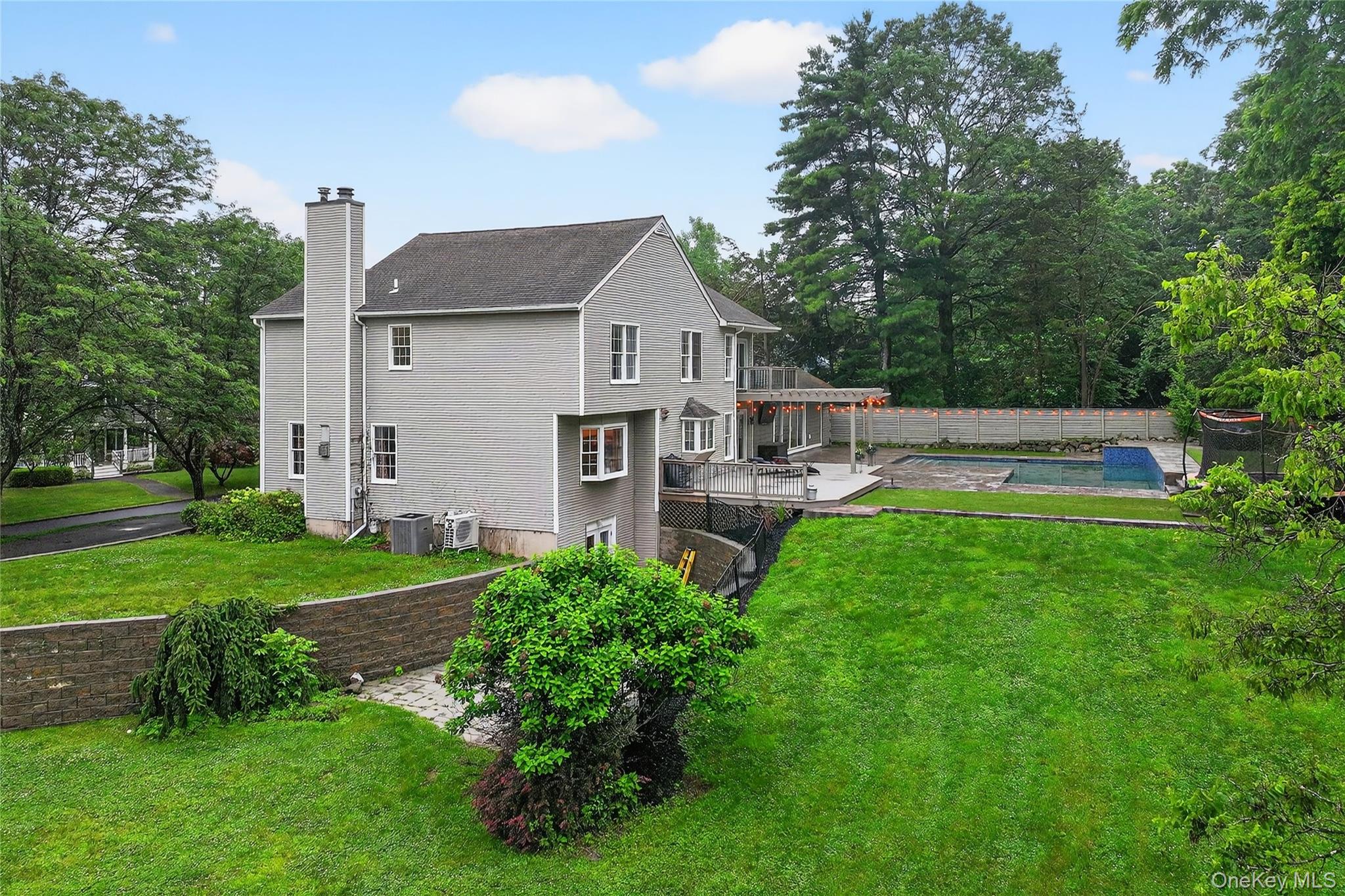 46 Heritage Court, Kingston, NY 12401