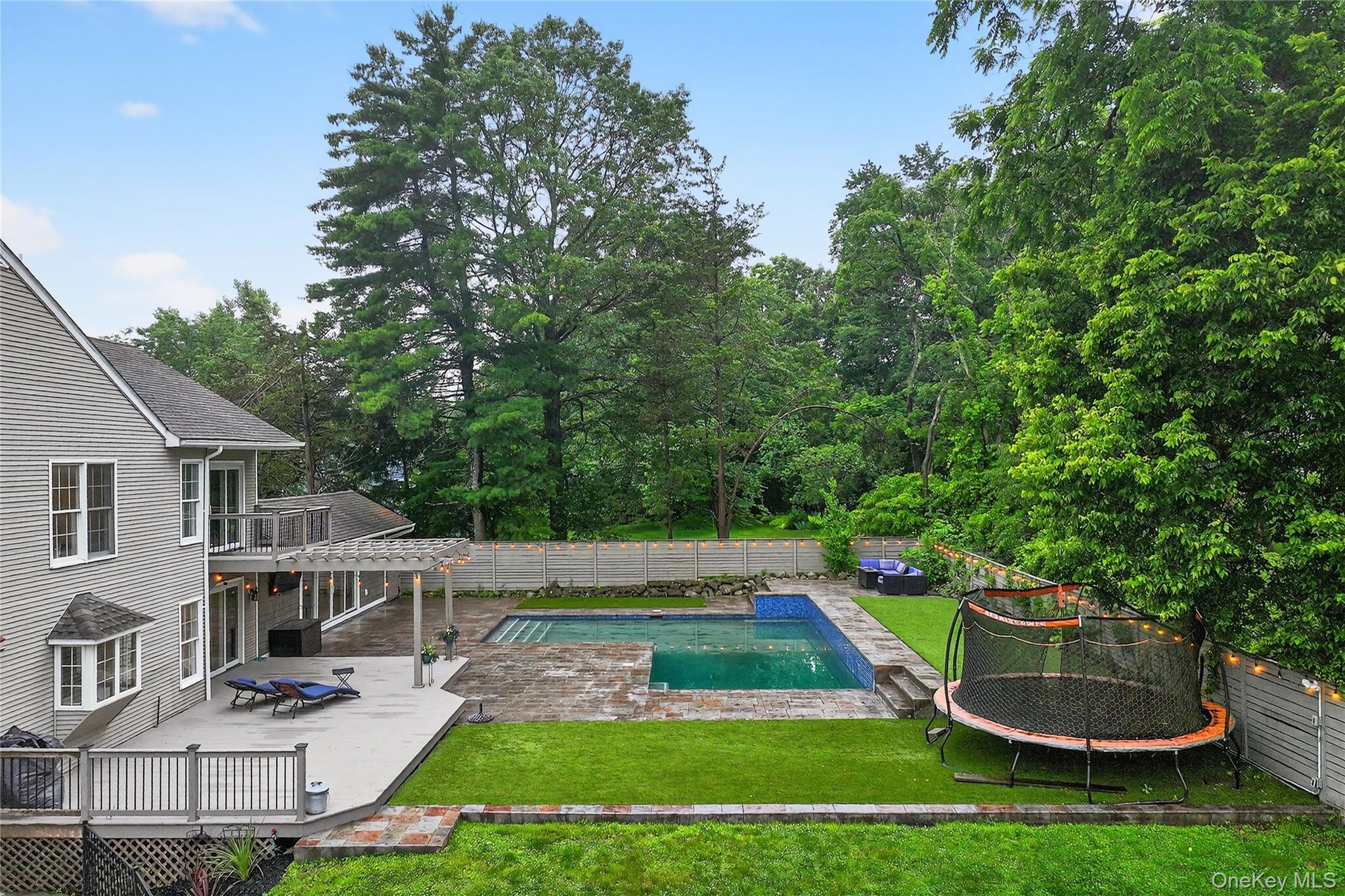 46 Heritage Court, Kingston, NY 12401