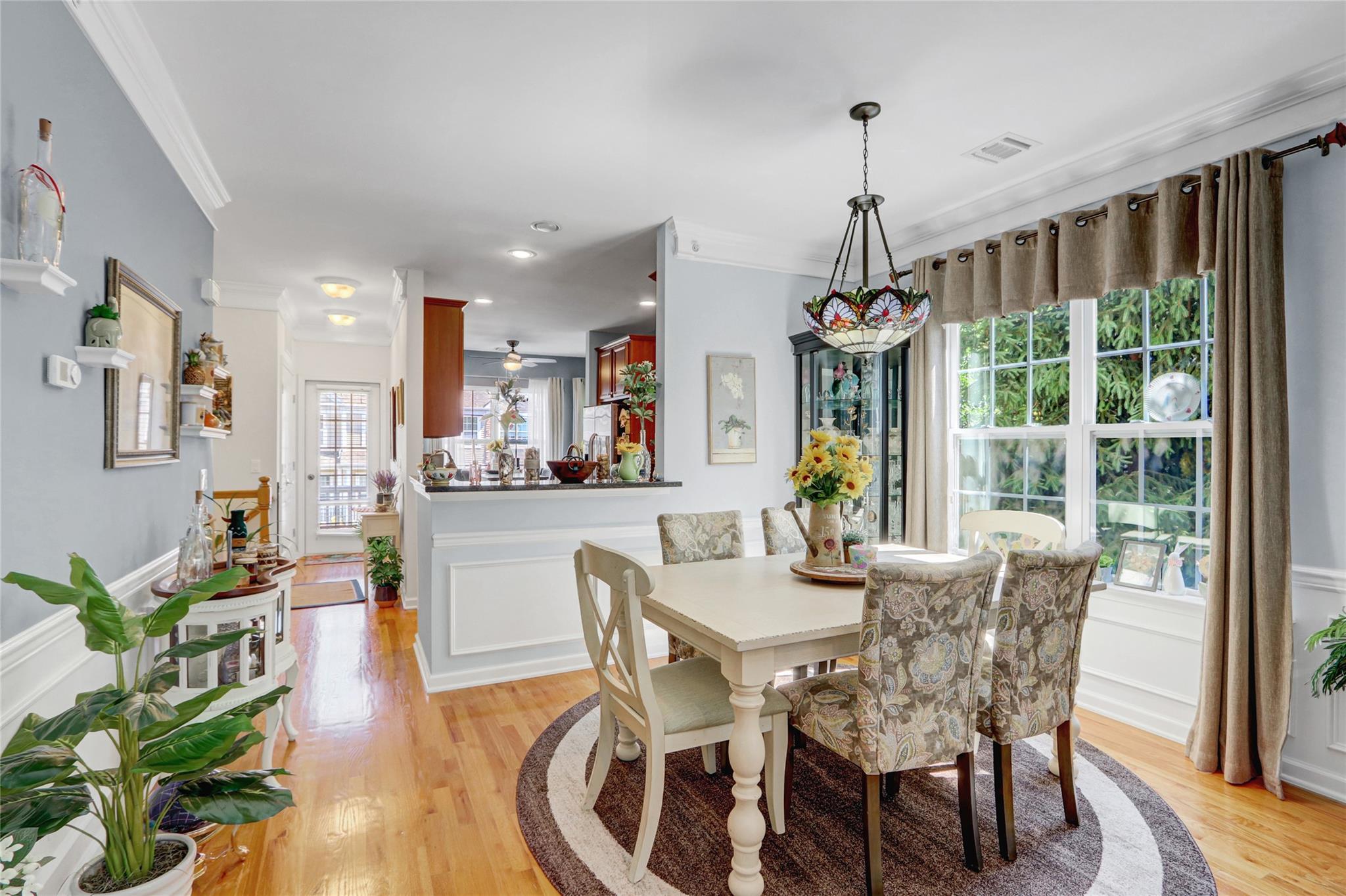 32 Southampton Drive, Massapequa, NY 11758