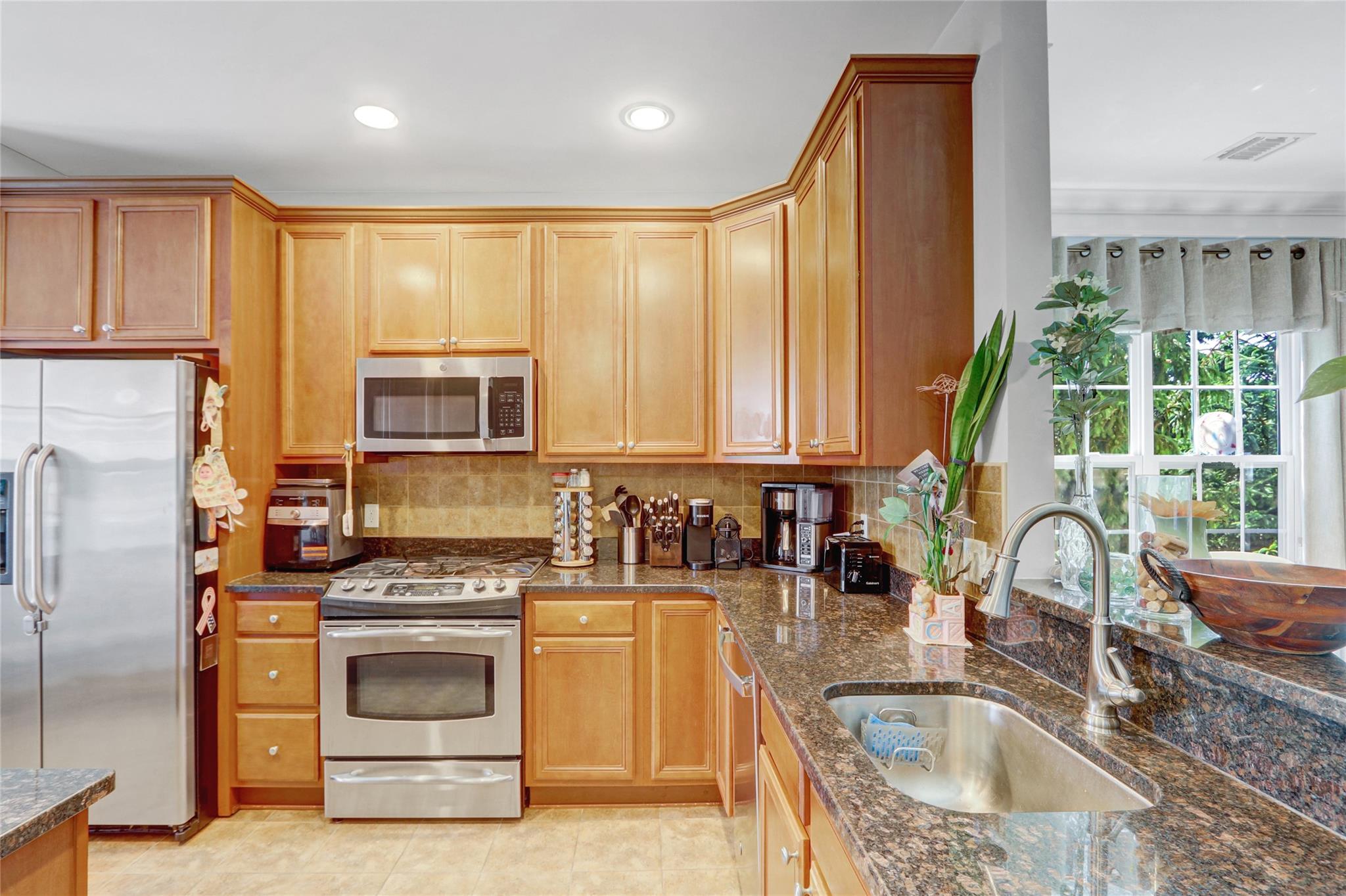 32 Southampton Drive, Massapequa, NY 11758