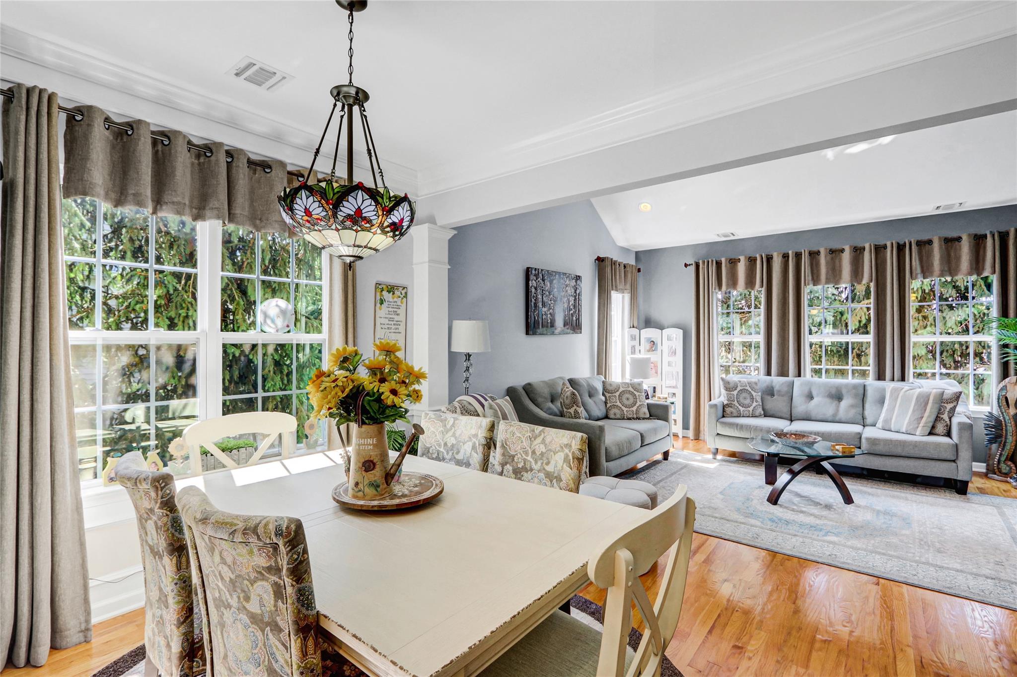 32 Southampton Drive, Massapequa, NY 11758