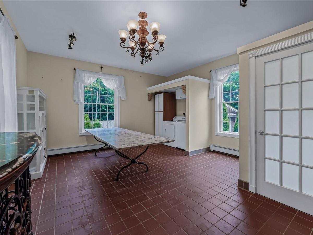 44 Arbor Place, Glen Cove, NY 11542