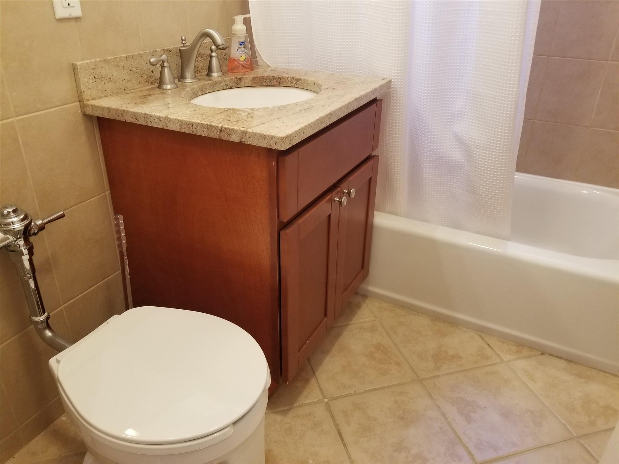 102-25 67 Road # 5D, Forest Hills, NY 11375