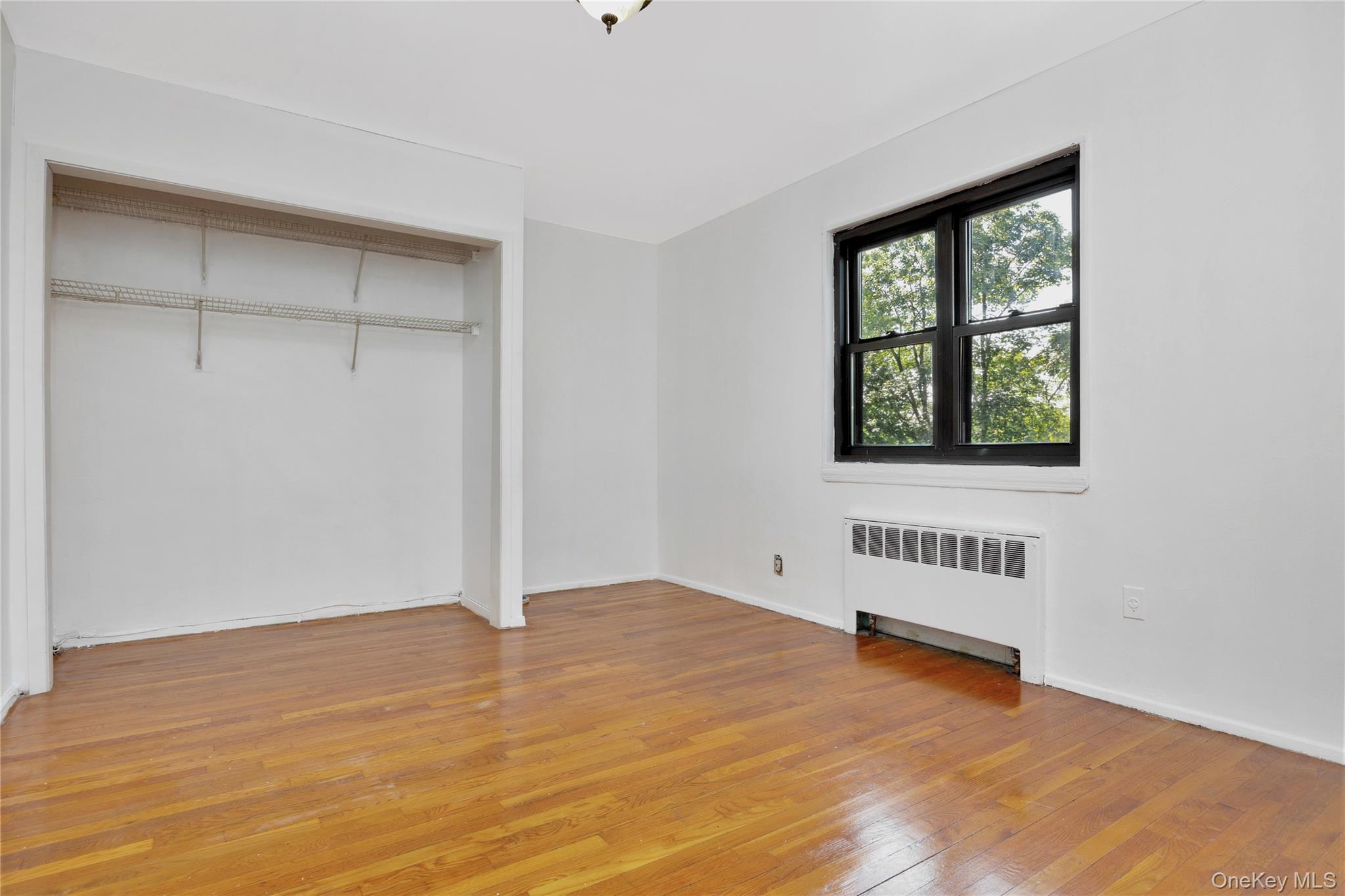 57-47 246 Crescent # 1, Douglaston, NY 11362