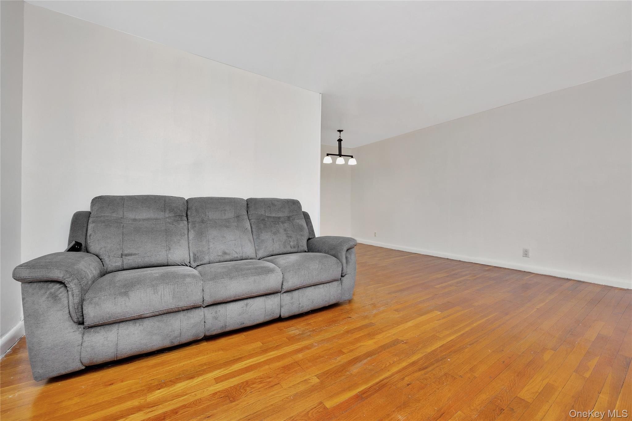 57-47 246 Crescent # 1, Douglaston, NY 11362