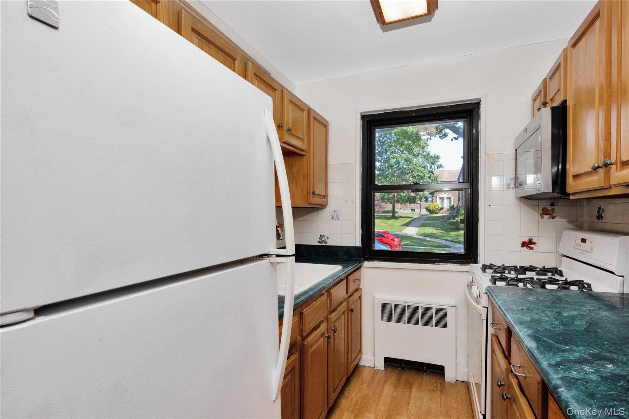 57-47 246 Crescent # 1, Douglaston, NY 11362