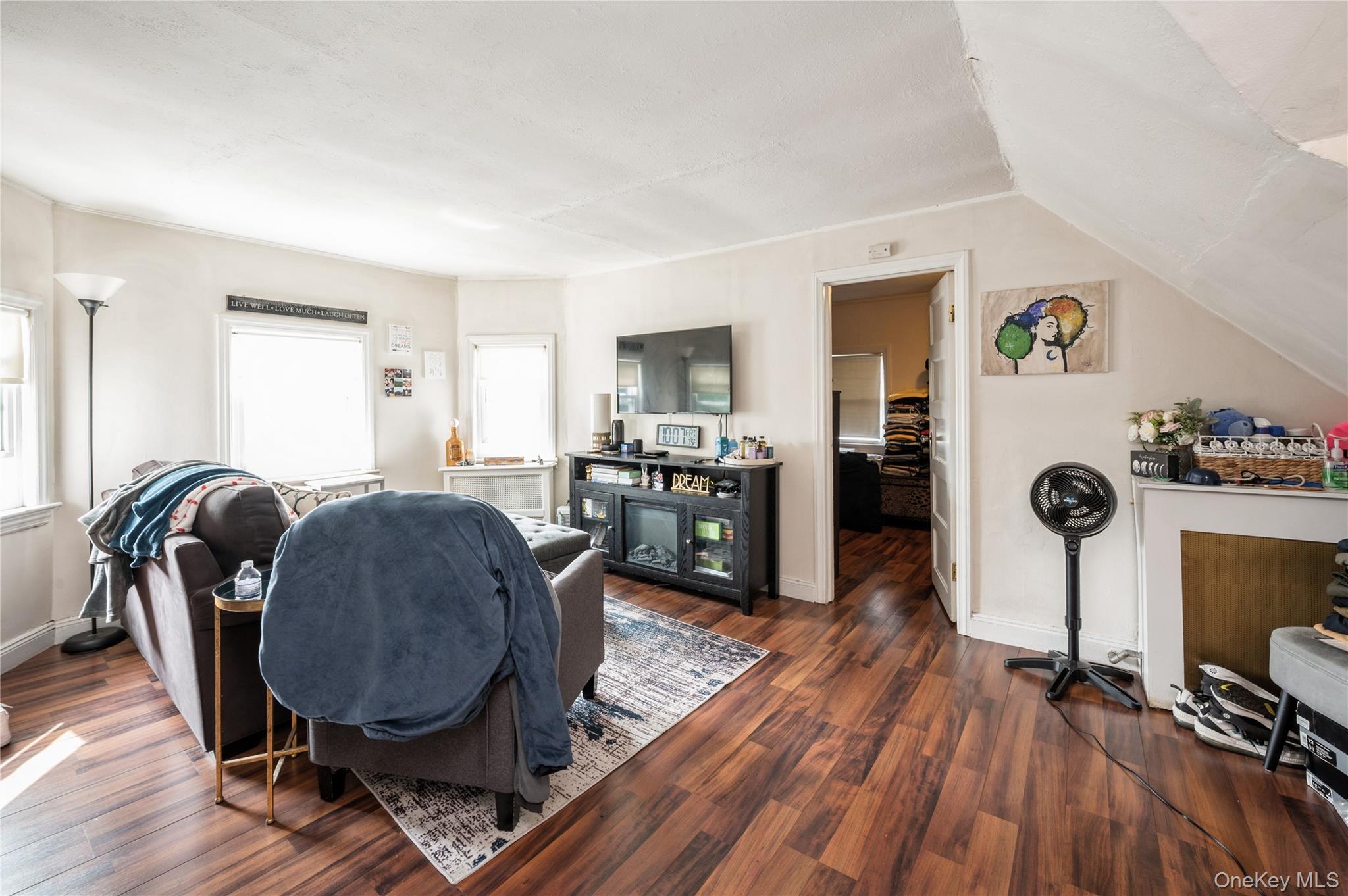 93 Edgewood Avenue, Yonkers, NY 10704