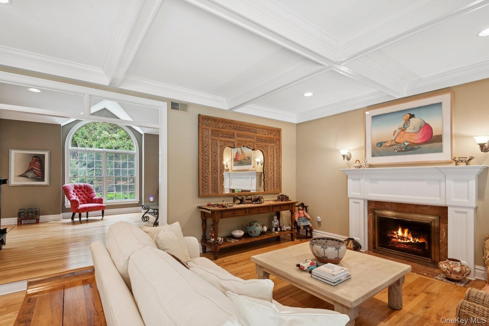 7 Highwood Road, Setauket, NY 11733