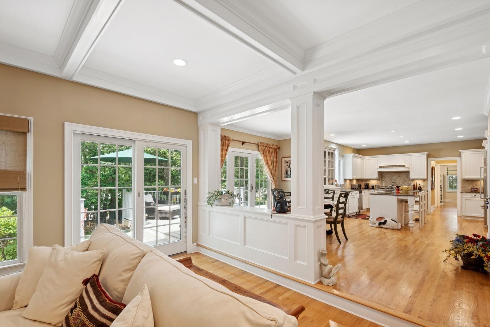 7 Highwood Road, Setauket, NY 11733