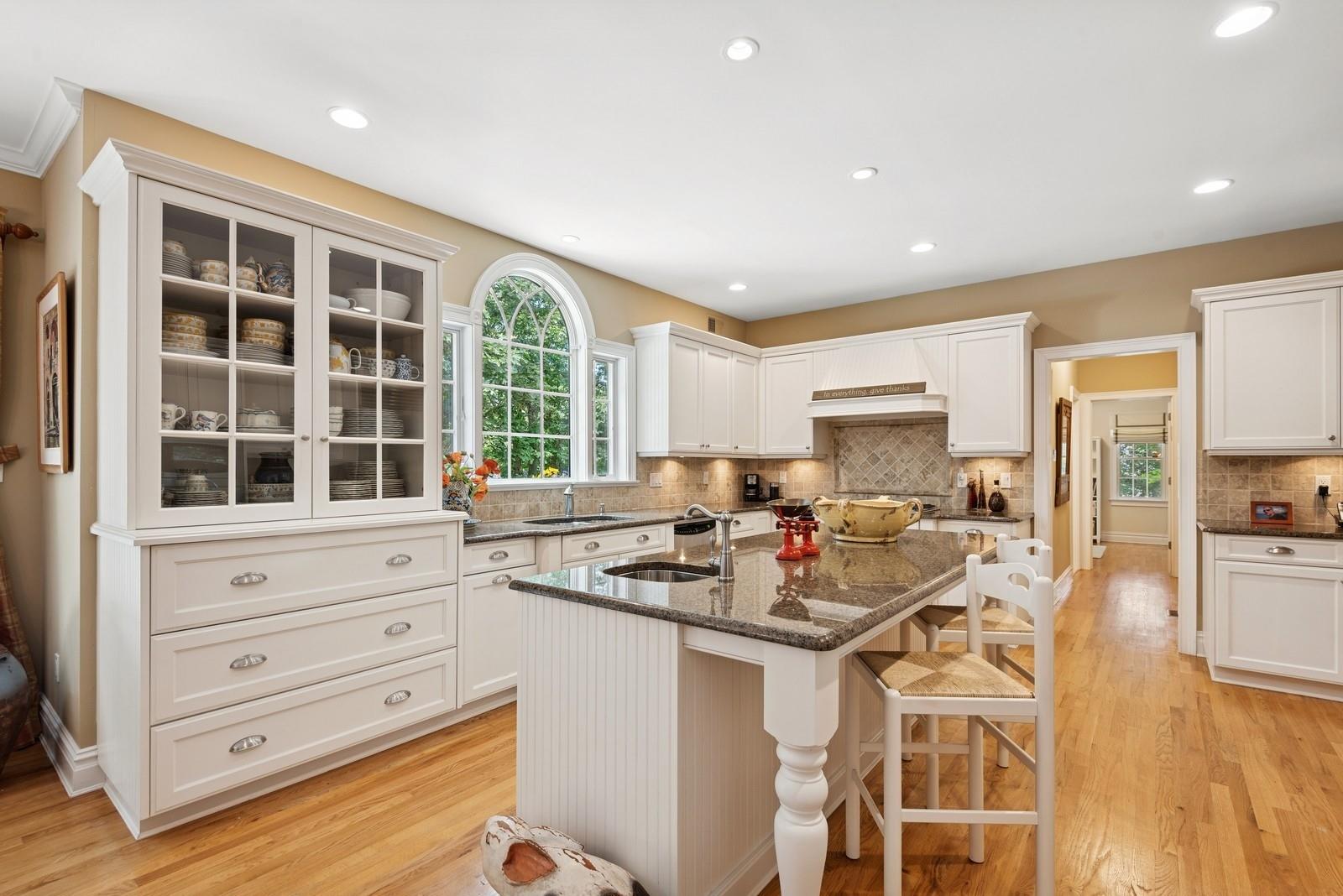 7 Highwood Road, Setauket, NY 11733