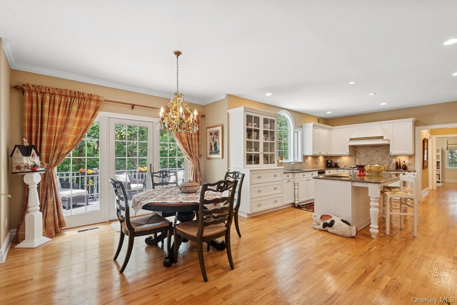 7 Highwood Road, Setauket, NY 11733