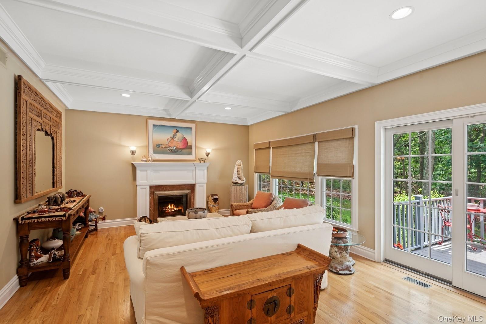 7 Highwood Road, Setauket, NY 11733