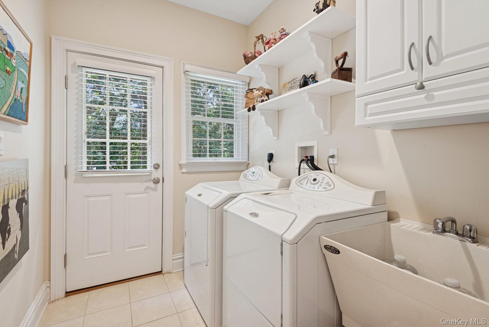 7 Highwood Road, Setauket, NY 11733