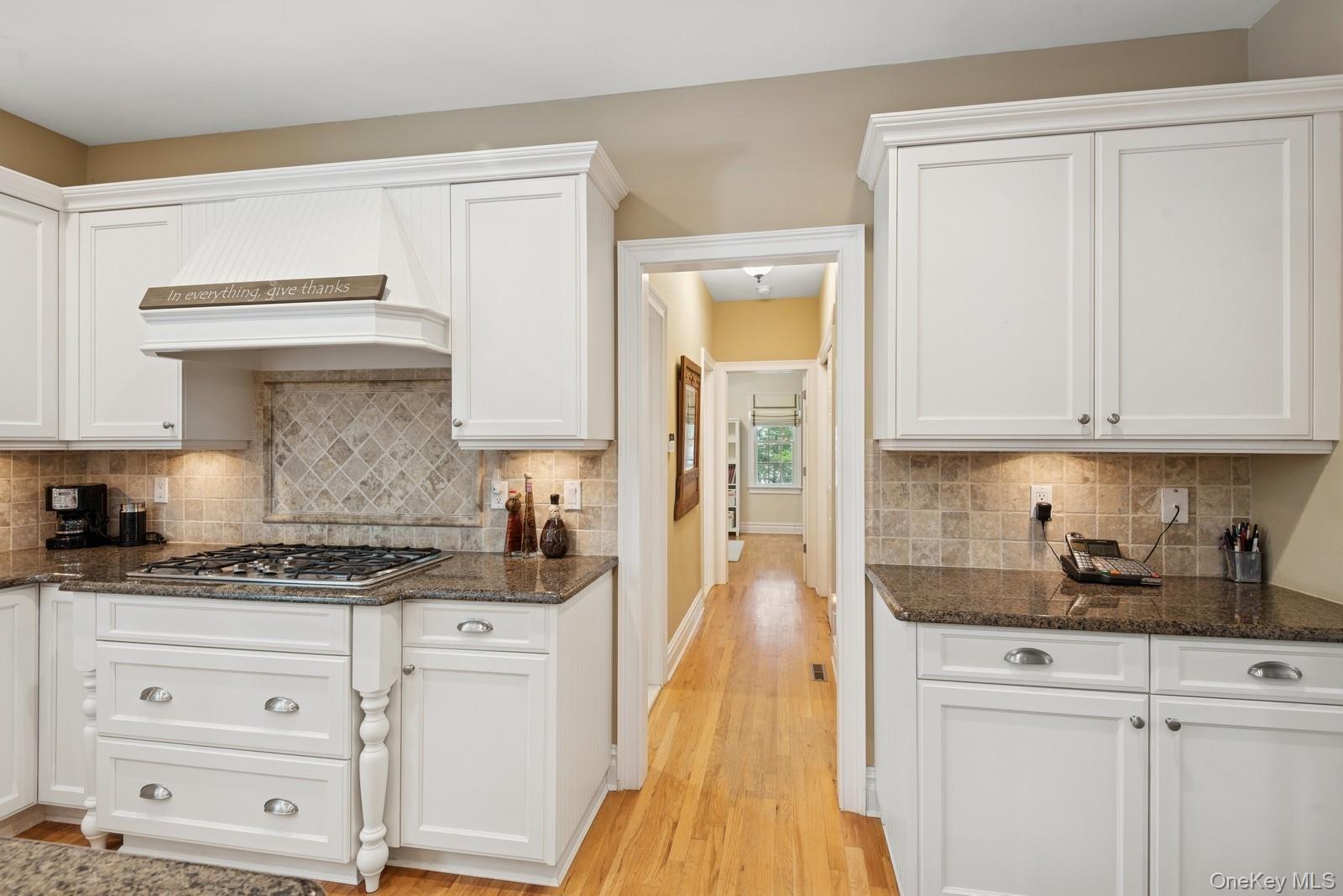 7 Highwood Road, Setauket, NY 11733