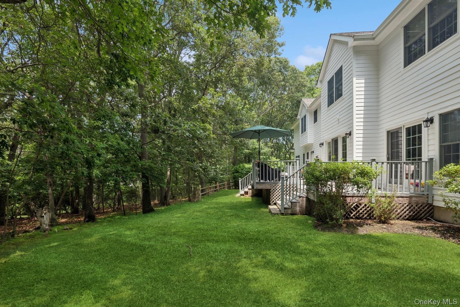 7 Highwood Road, Setauket, NY 11733