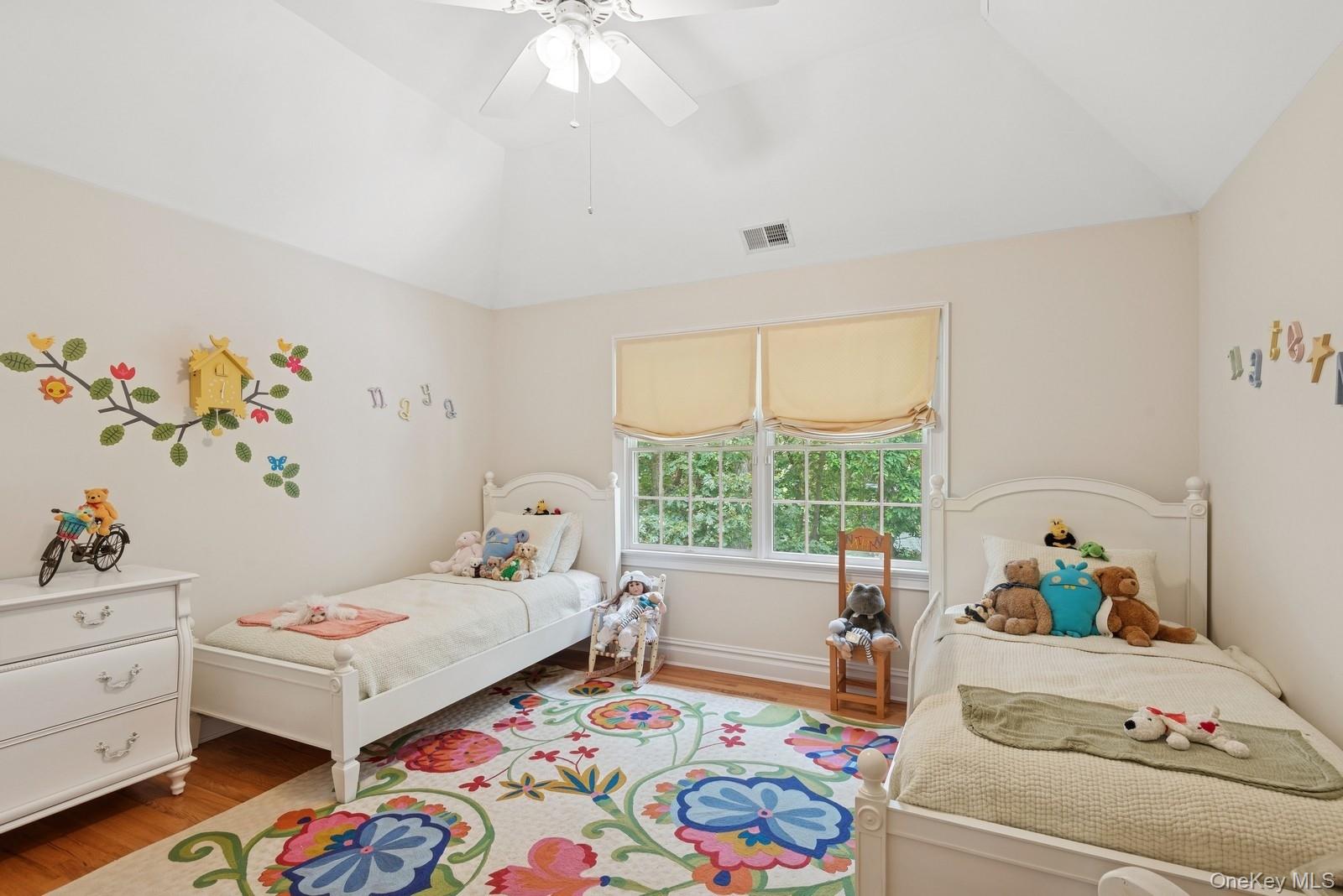 7 Highwood Road, Setauket, NY 11733