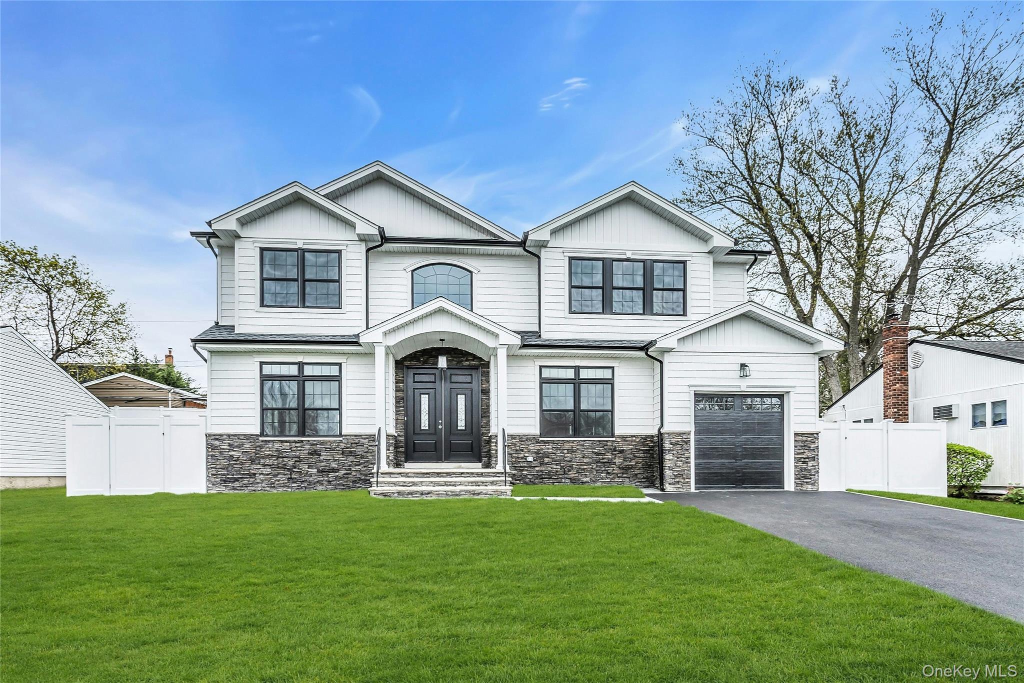 7 Sheridan Street, Old Bethpage, NY 11804