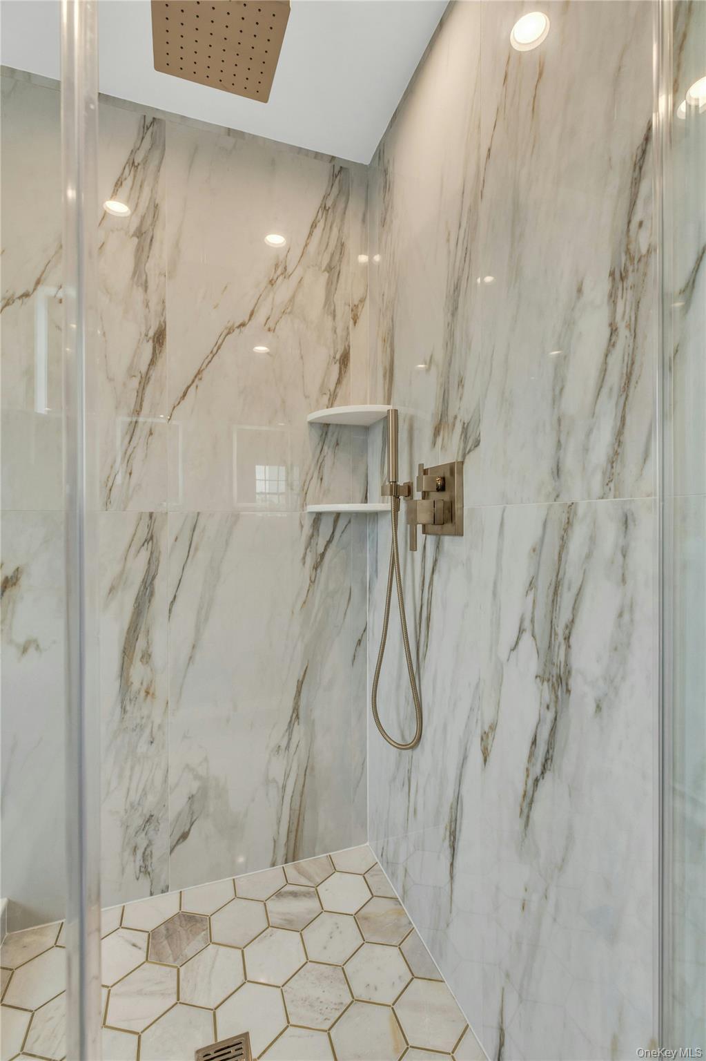 7 Sheridan Street, Old Bethpage, NY 11804