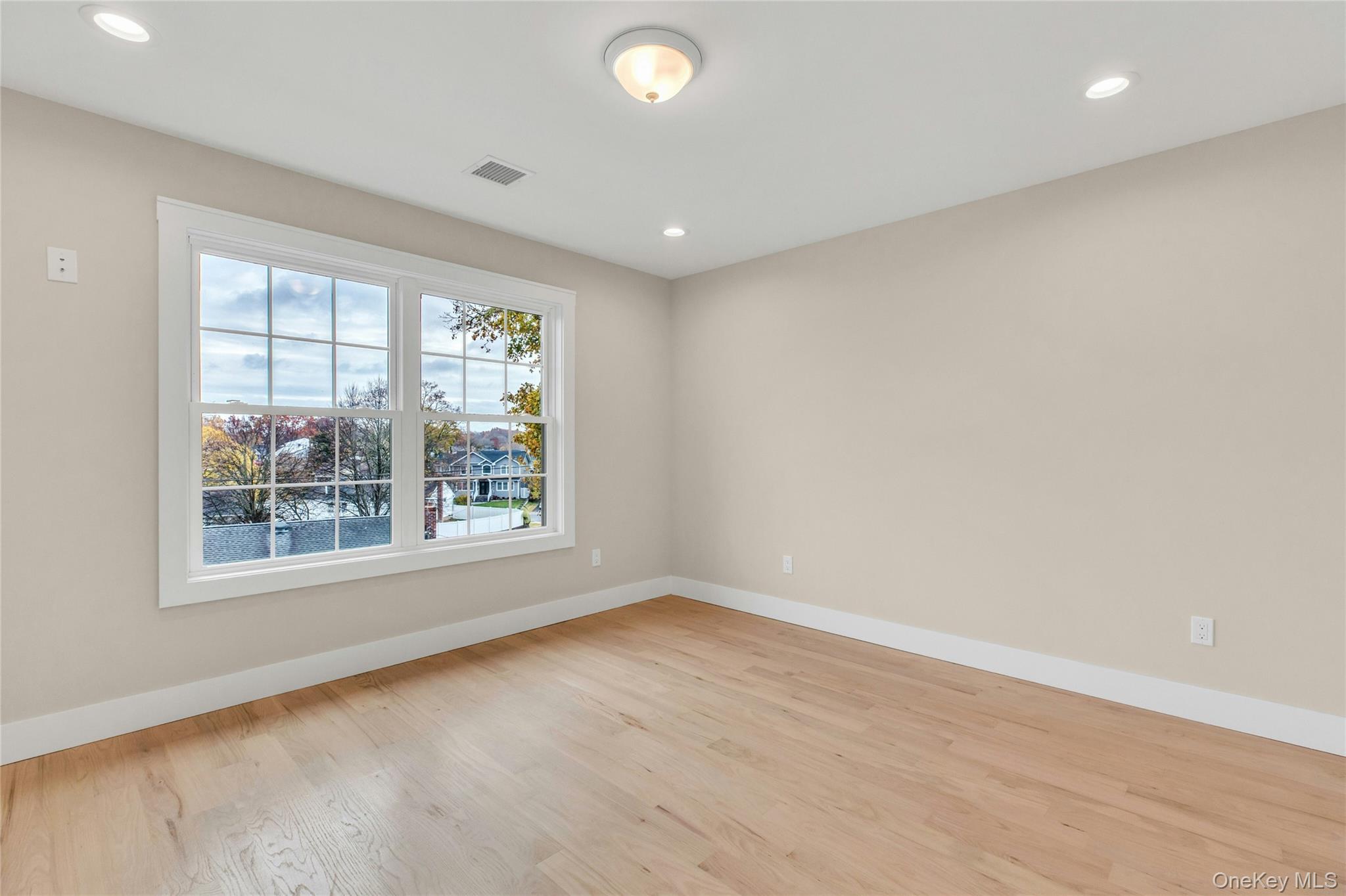 7 Sheridan Street, Old Bethpage, NY 11804