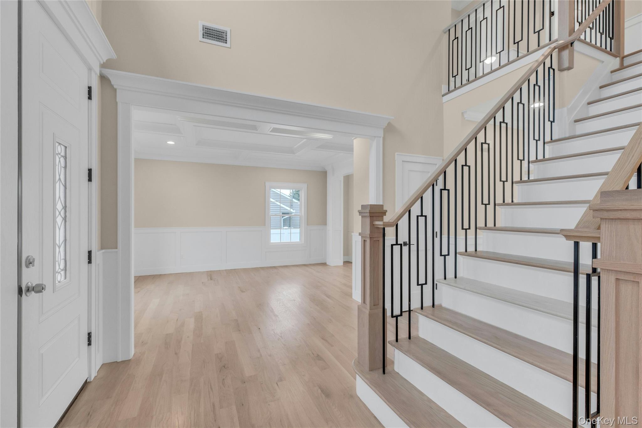 7 Sheridan Street, Old Bethpage, NY 11804