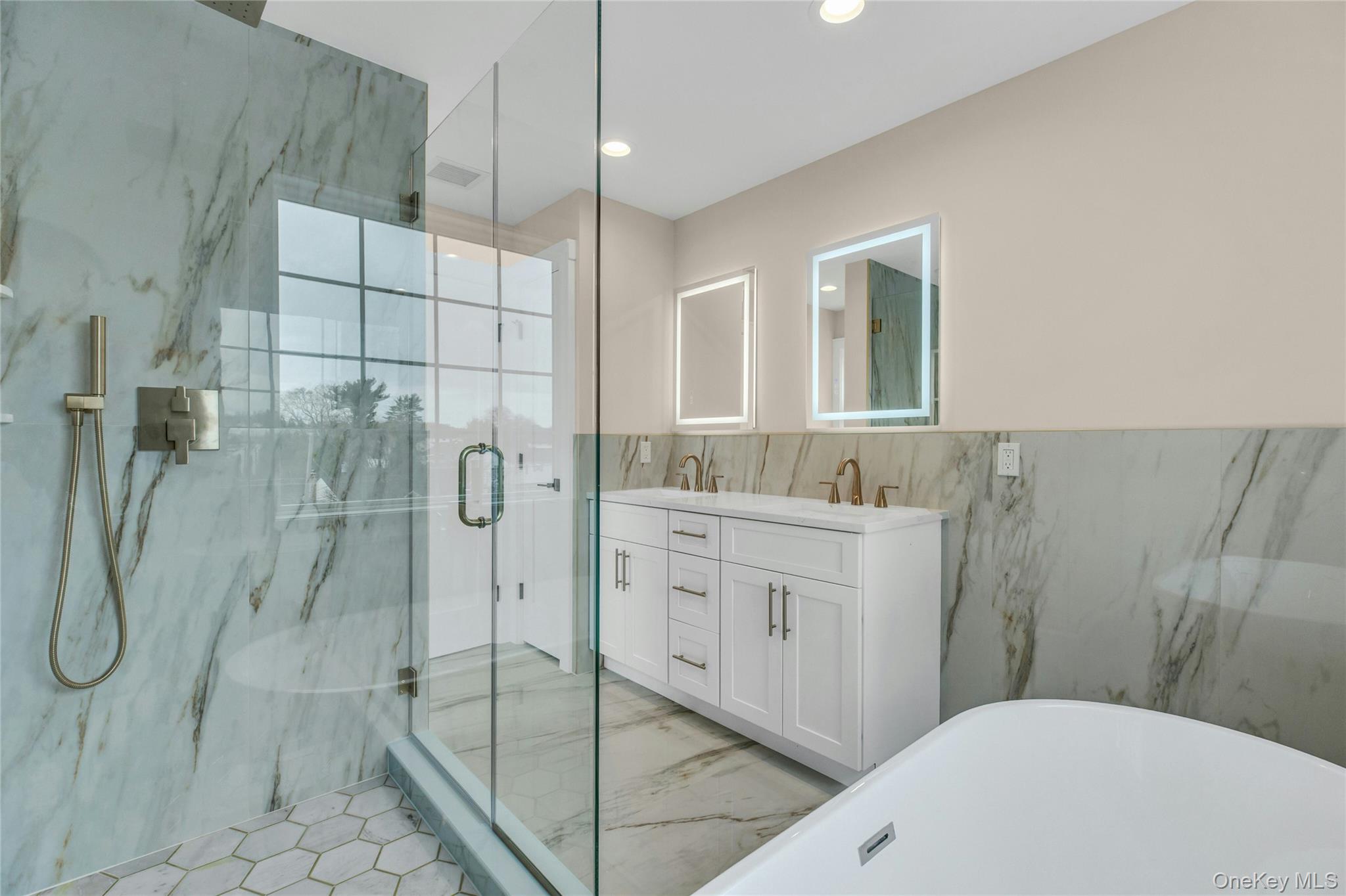 7 Sheridan Street, Old Bethpage, NY 11804