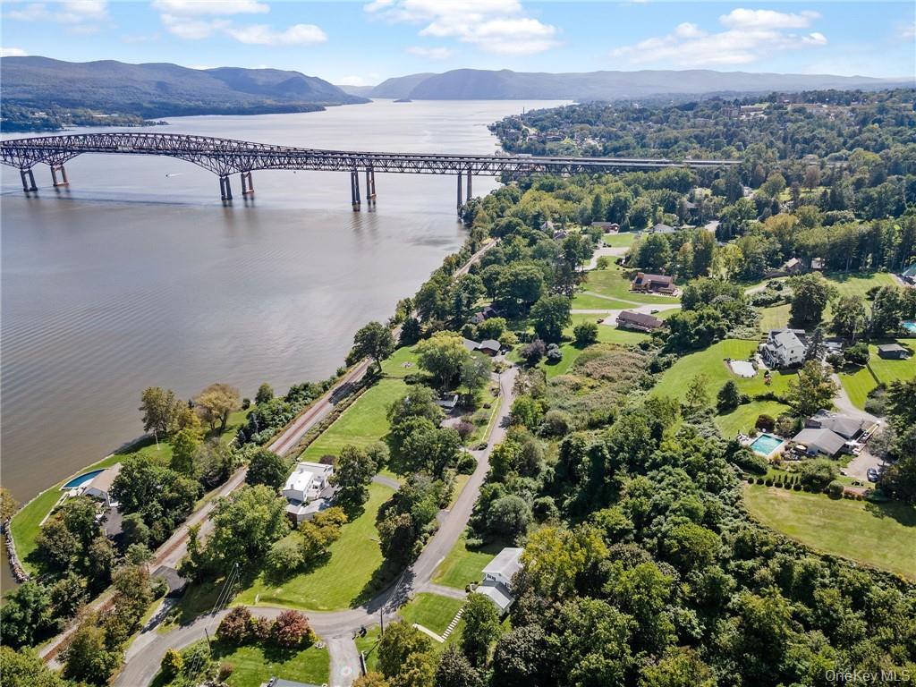 Commonwealth (Water Way), Newburgh, NY 12550