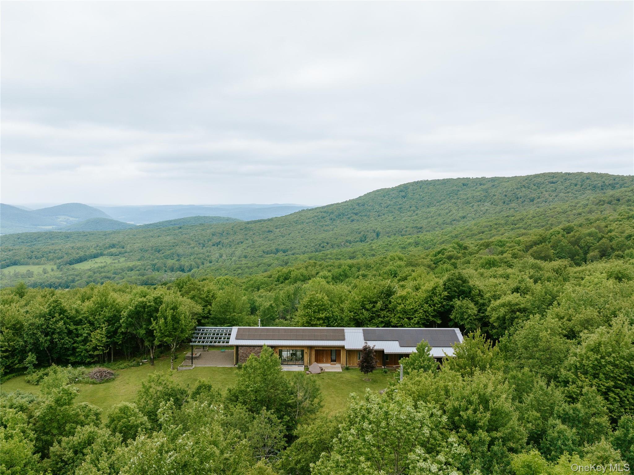 1199 W Highland Road, Stamford, NY 12167