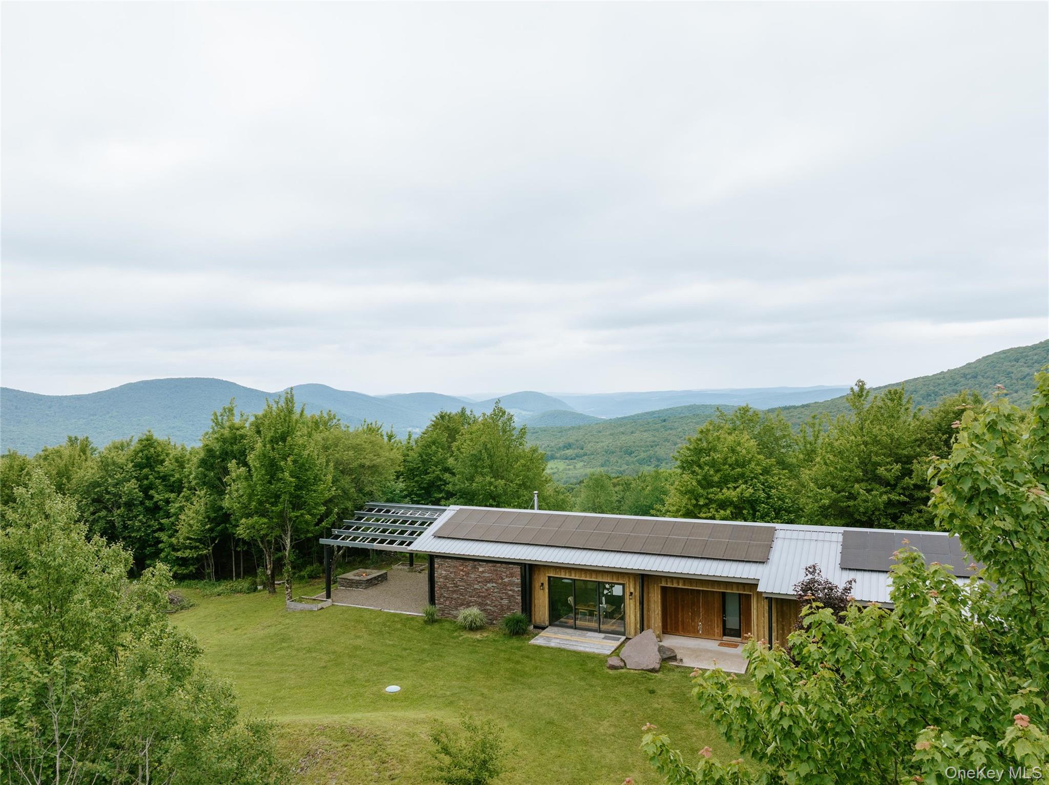 1199 W Highland Road, Stamford, NY 12167