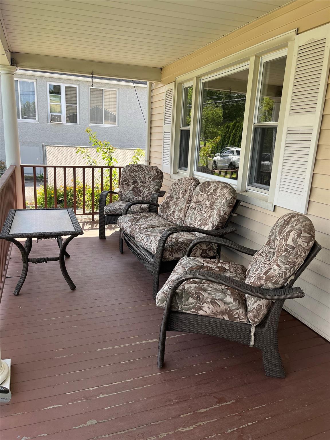 190 Park Avenue # Left Side, Harrison, NY 10528