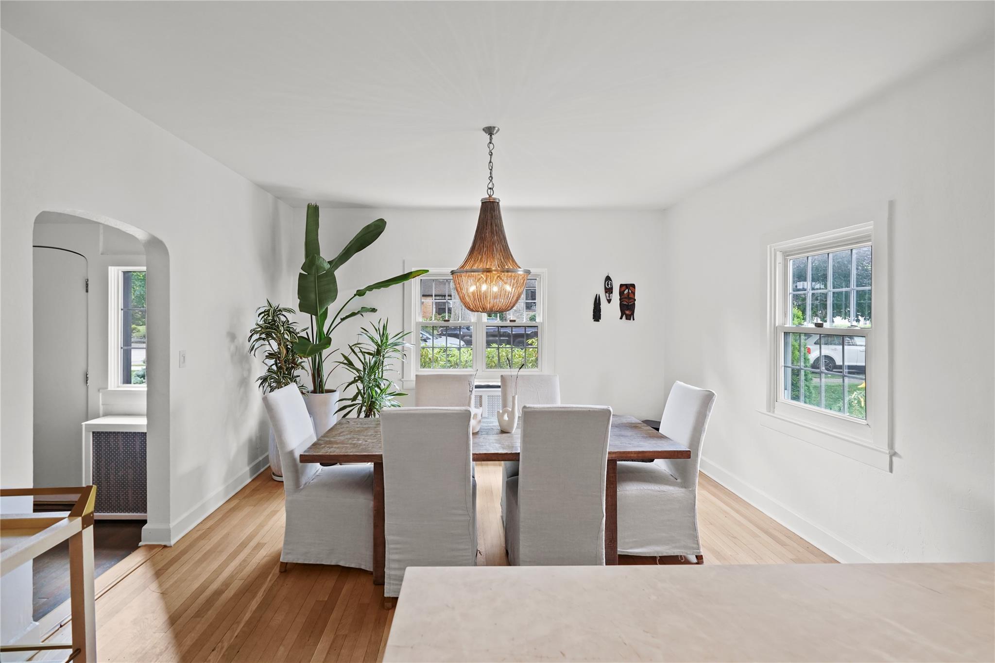 203 Knollwood Avenue, Mamaroneck, NY 10543