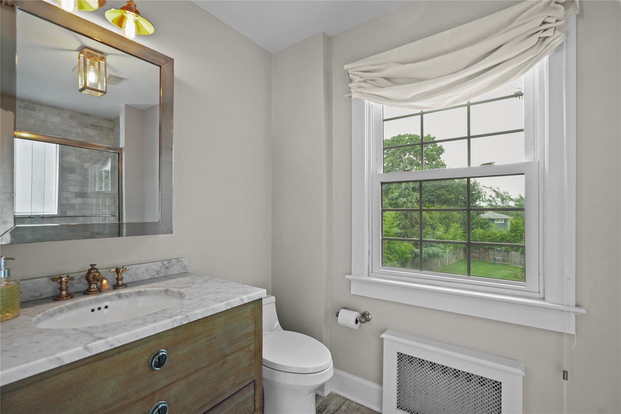 203 Knollwood Avenue, Mamaroneck, NY 10543