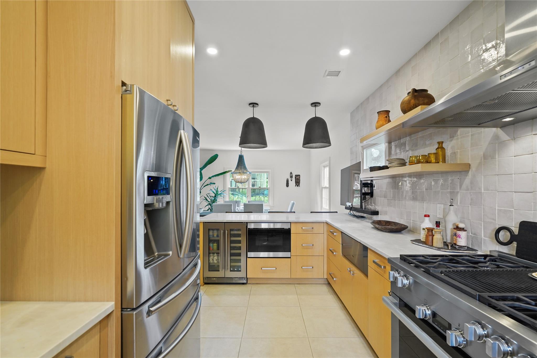 203 Knollwood Avenue, Mamaroneck, NY 10543