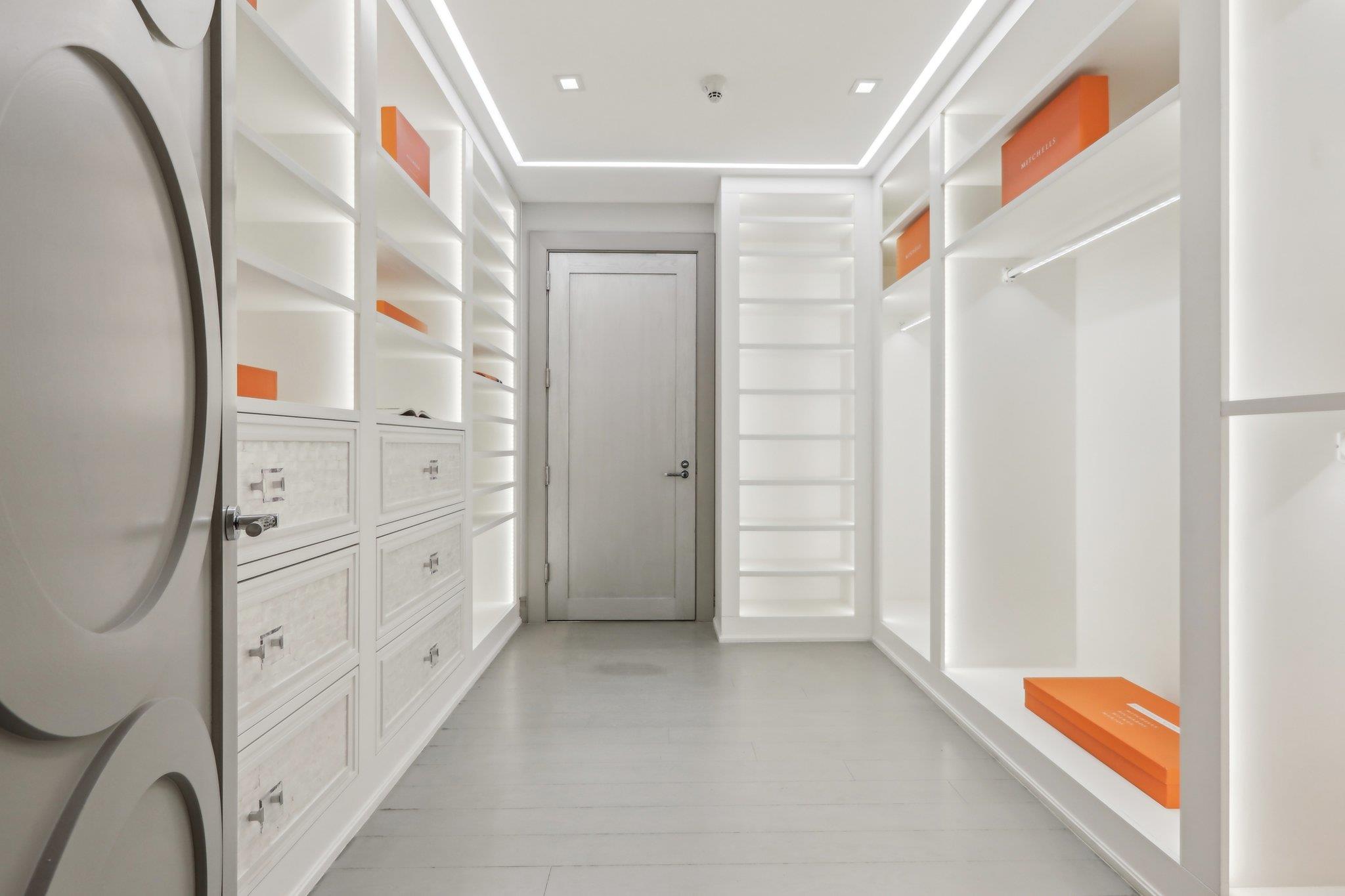 5 Renaissance Square # PH41C, White Plains, NY 10601