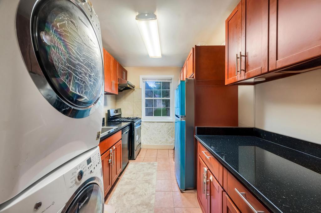 67-01a Springfield Boulevard # A, Oakland Gardens, NY 11364