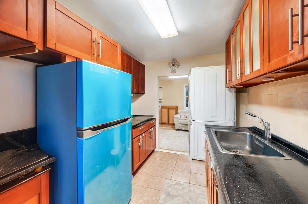 67-01a Springfield Boulevard # A, Oakland Gardens, NY 11364