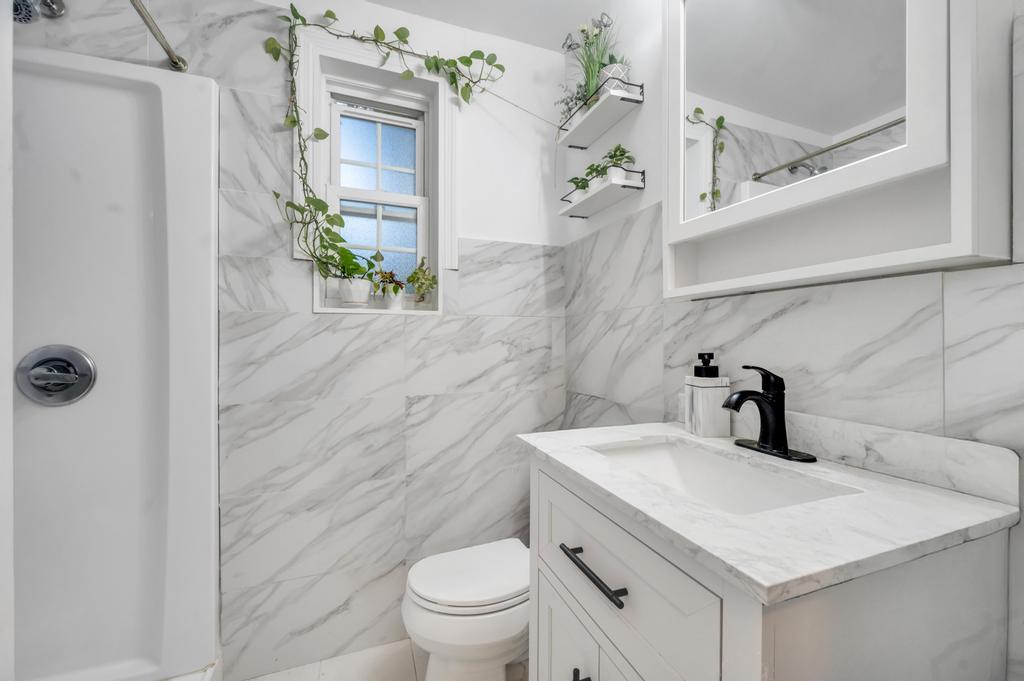 67-01a Springfield Boulevard # A, Oakland Gardens, NY 11364