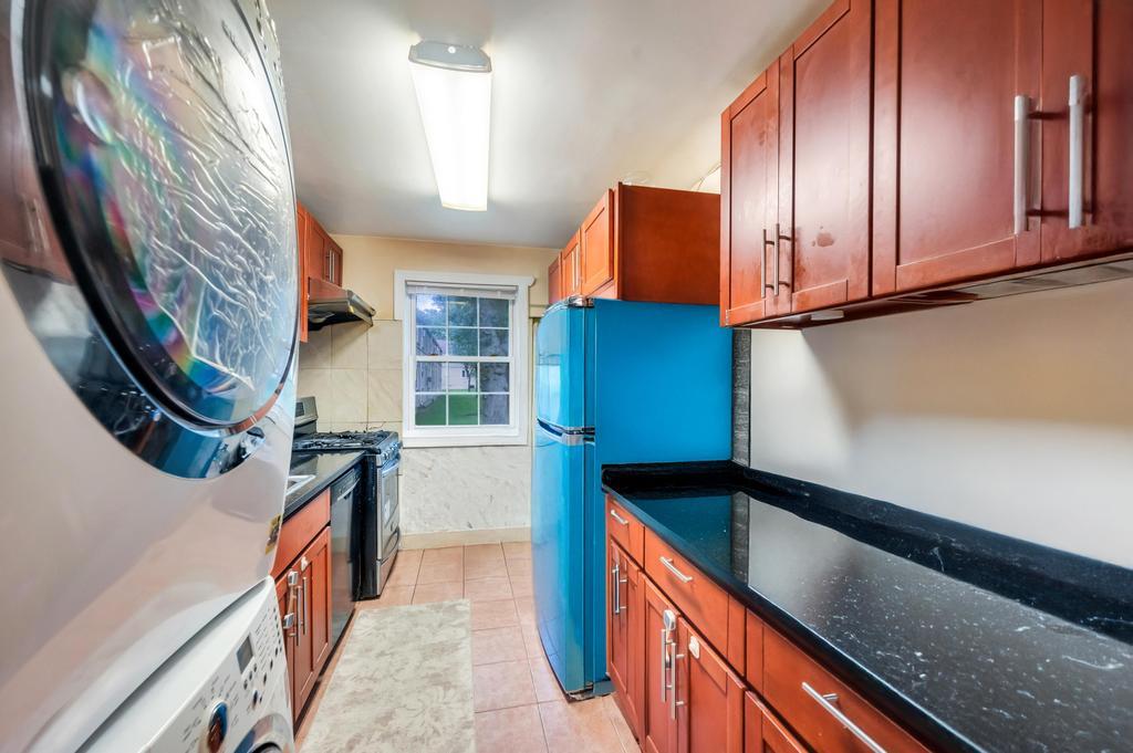 67-01a Springfield Boulevard # A, Oakland Gardens, NY 11364